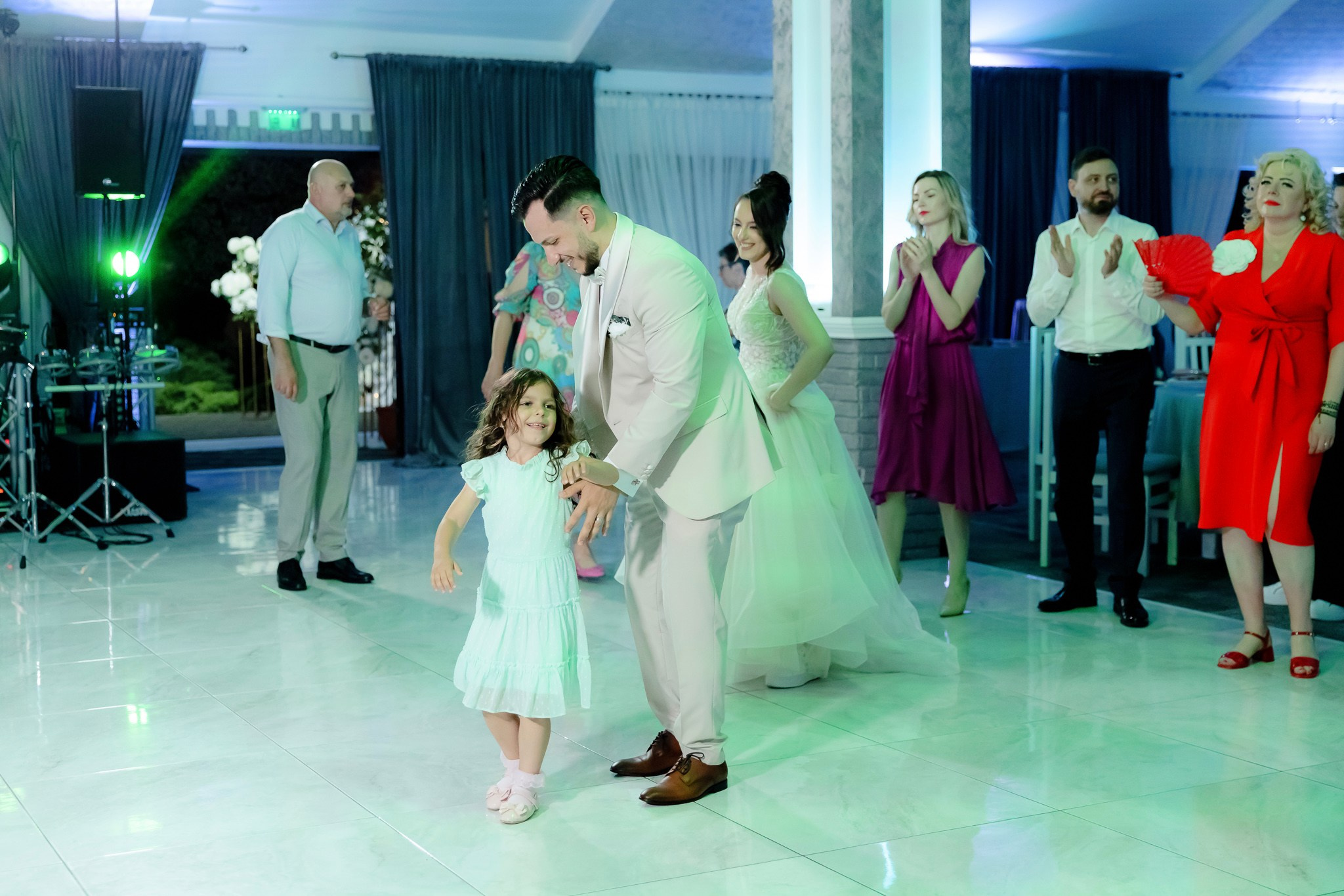 Ioana & Ionuț | Nuntă de poveste la Păstrăvăria Poiana din Mălini județul Suceava. Servicii foto-video profesionale, pentru momente de neuitat