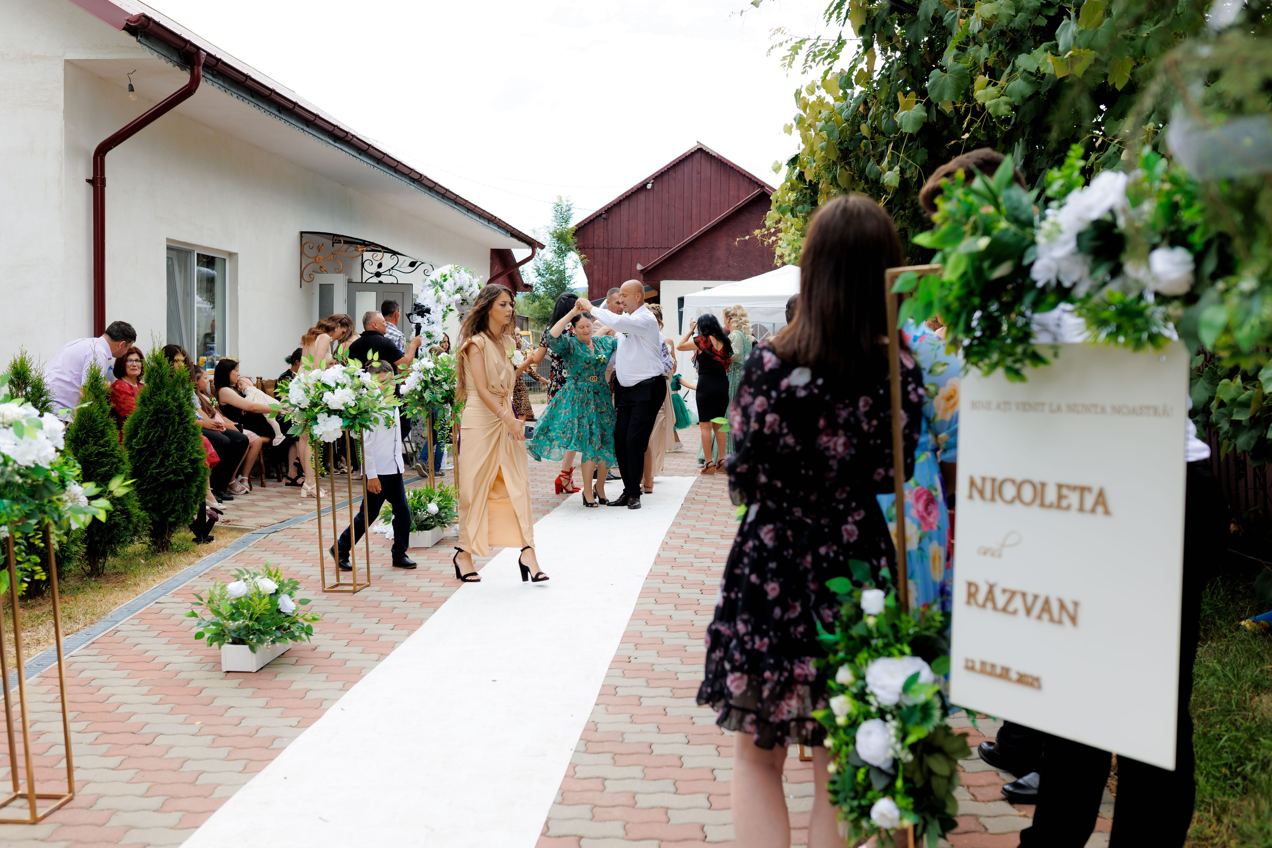 Nunta Nicoleta & Răzvan | Fotografie & Videografie Profesională. Servicii foto-video profesionale, pentru momente de neuitat