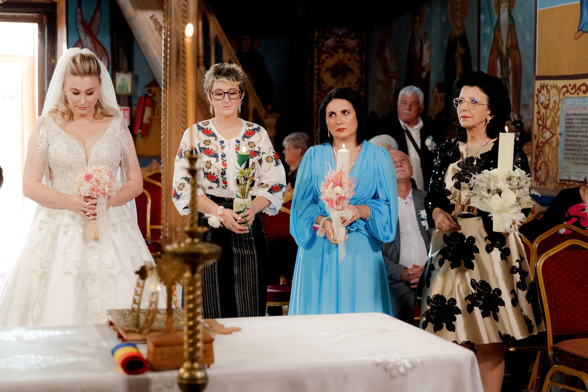 Mihai & Oana. Servicii foto-video profesionale, pentru momente de neuitat