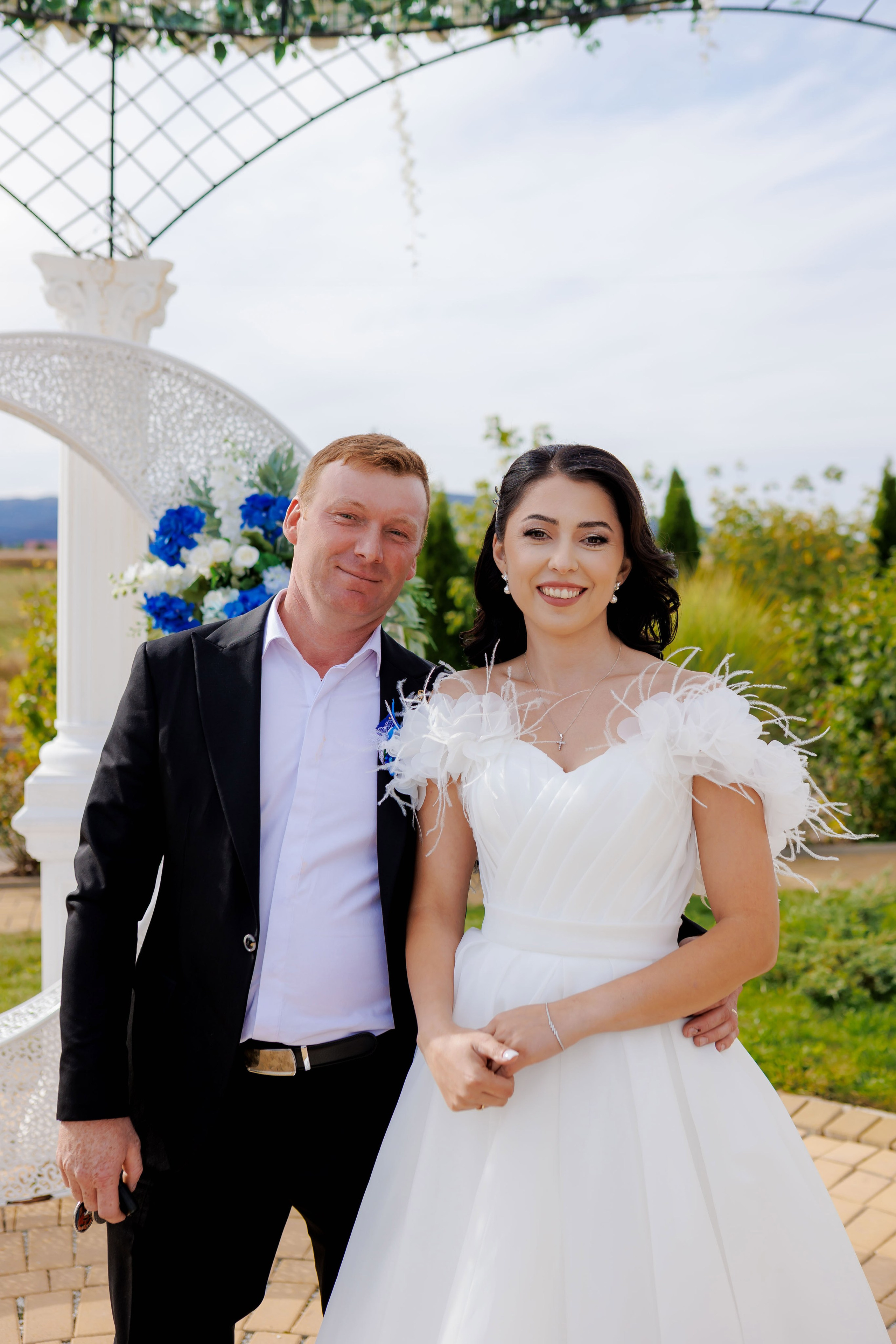 Loredana & Emilian – Ziua Nunții | Videografie - fotografie Botez Suceava, Iași, Botoșani. Servicii foto-video profesionale, pentru momente de neuitat