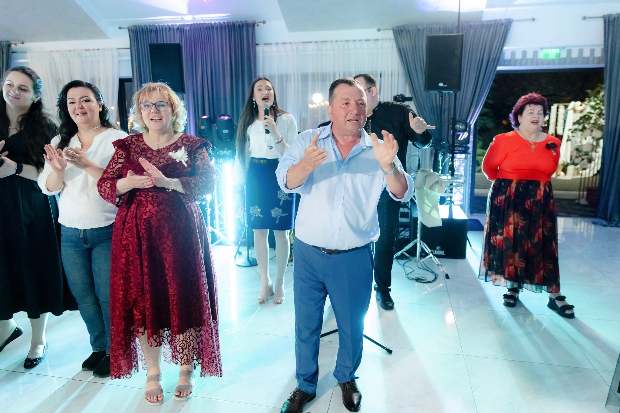 Ioana & Ionuț | Nuntă de poveste la Păstrăvăria Poiana din Mălini județul Suceava. Servicii foto-video profesionale, pentru momente de neuitat