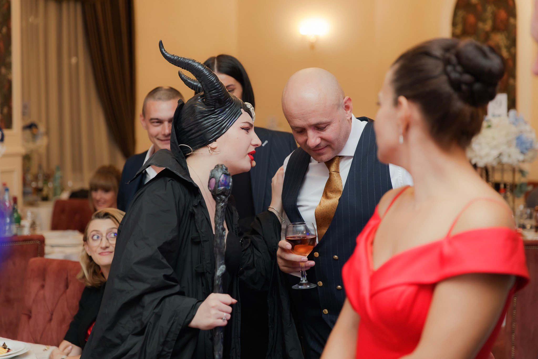 Mihai & Oana. Servicii foto-video profesionale, pentru momente de neuitat