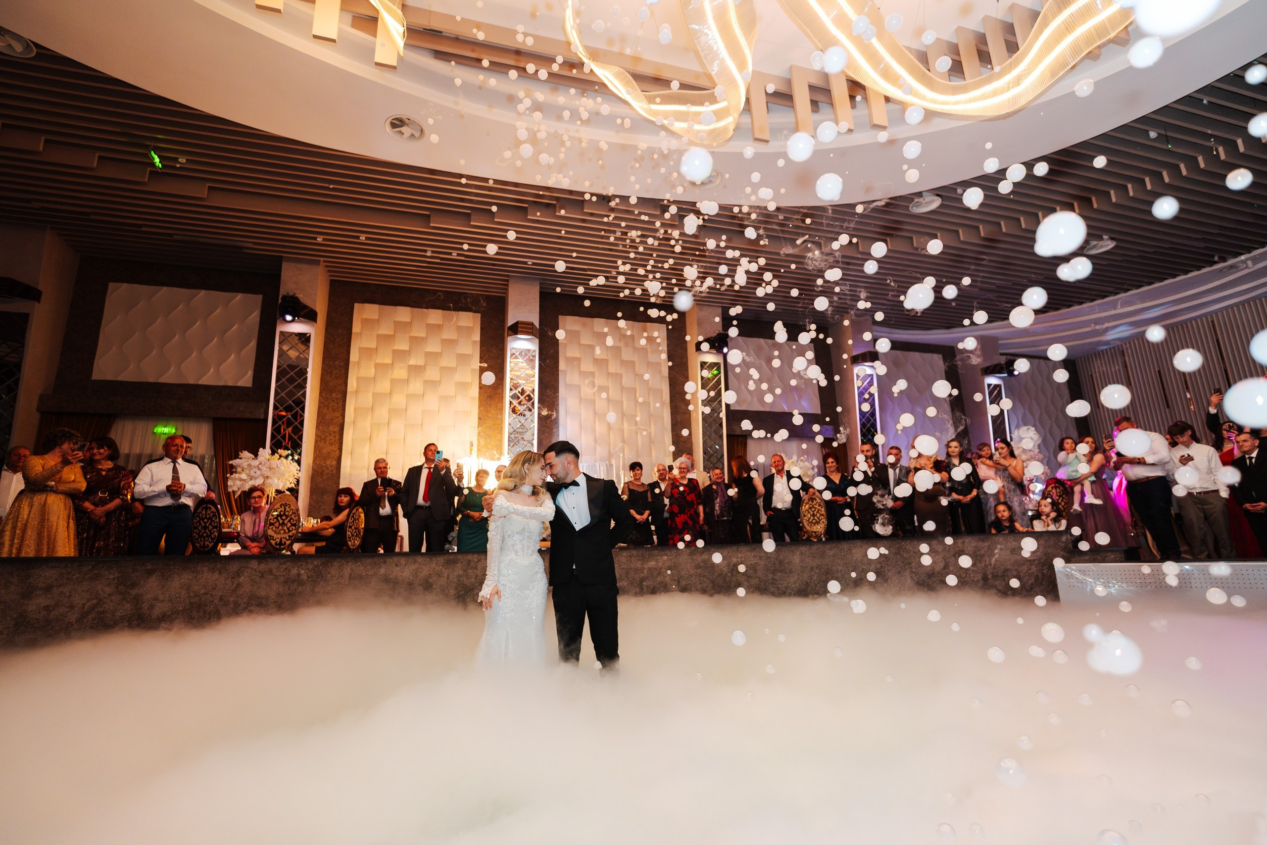 Catalin & Alexandra. Ionut Cimpoes FOTOGRAF