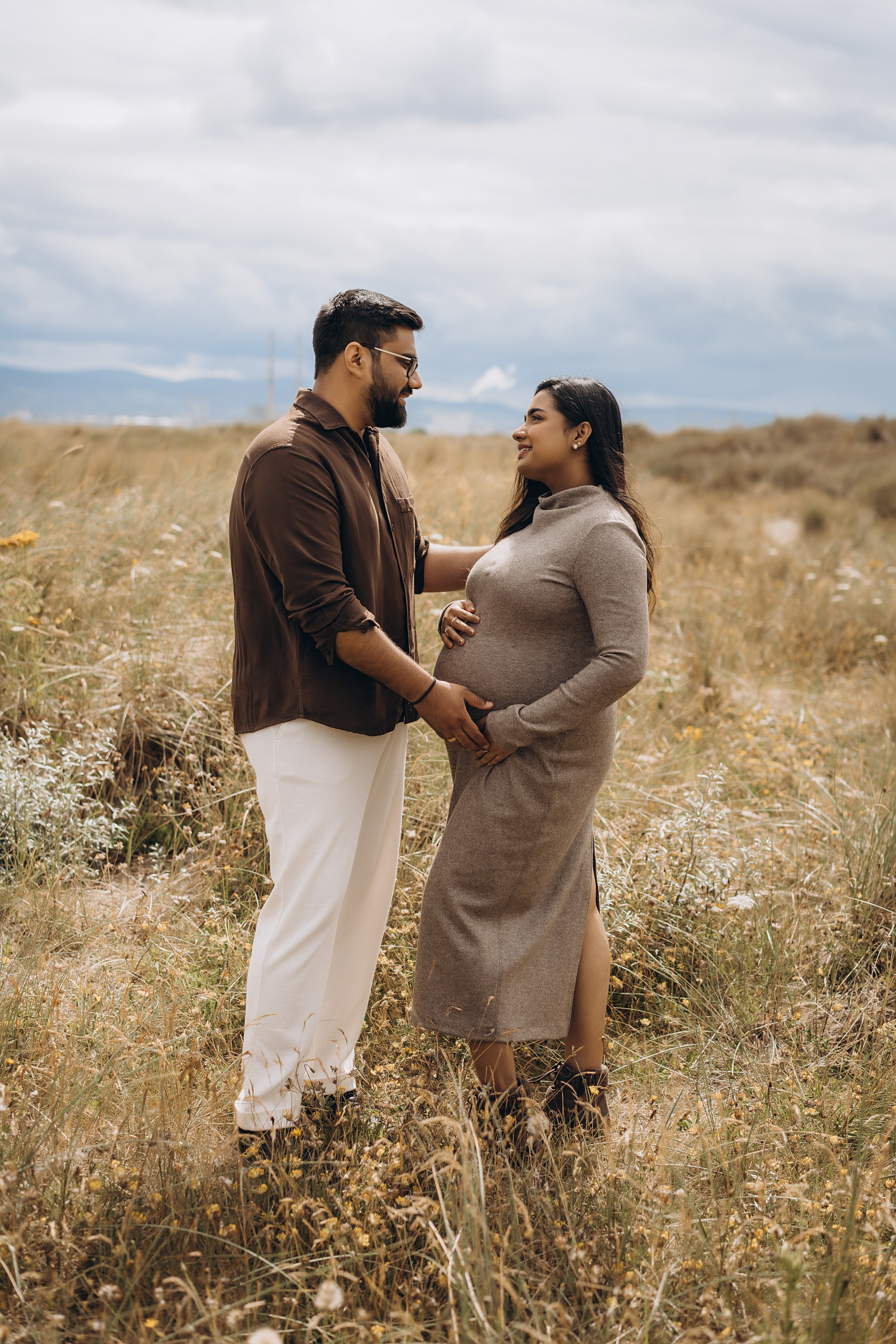 Meera: Bull island. Maternity/Love story/Wedding photographer