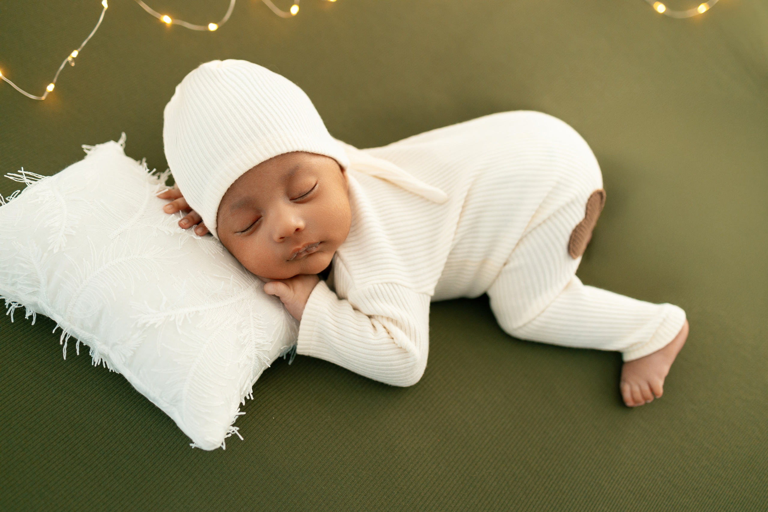 Newborn. Anaeliseevaphoto.com