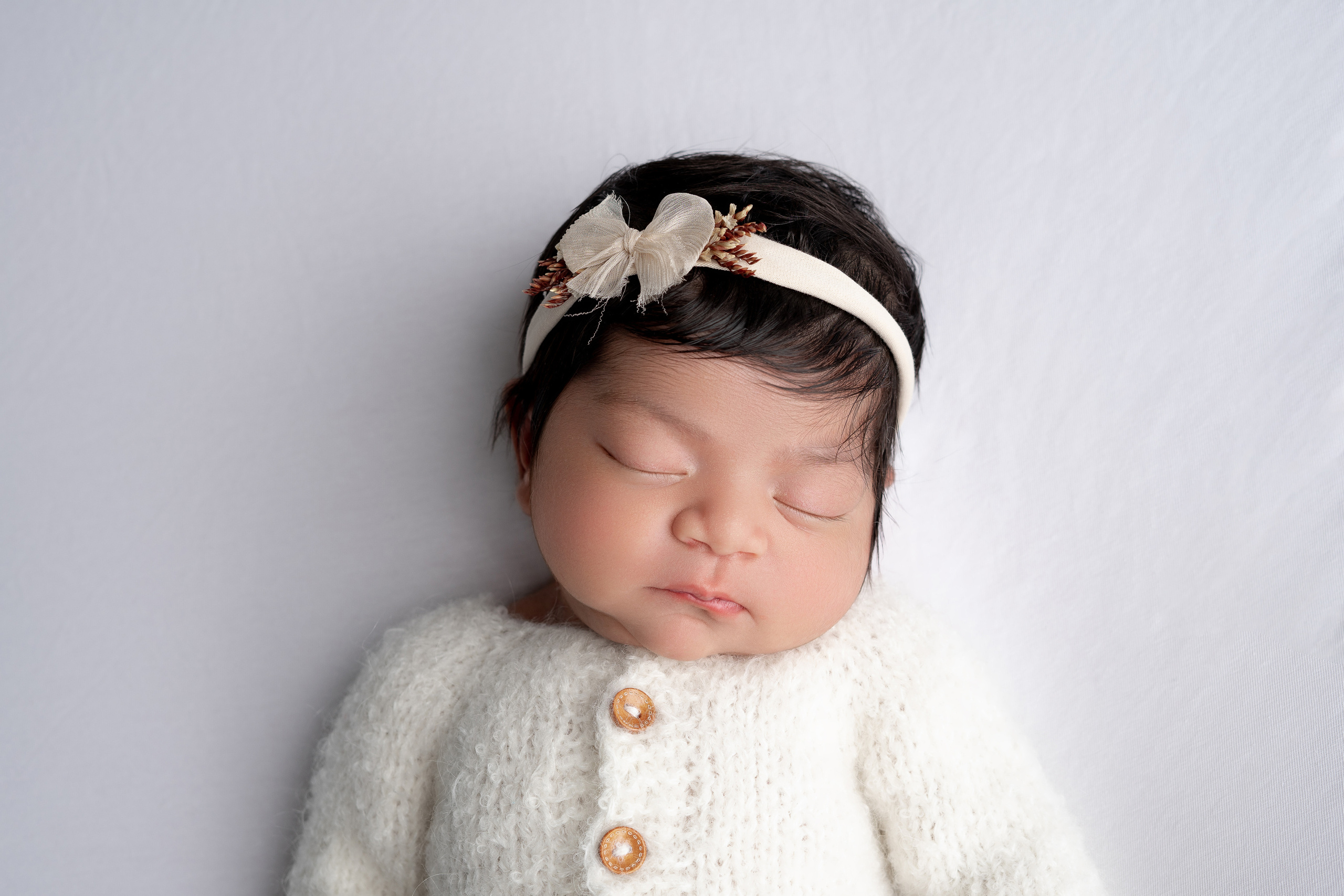 NEWBORN PORTFOLIO. Newborn Photographer and life casting in Dubai Dariya Saeed