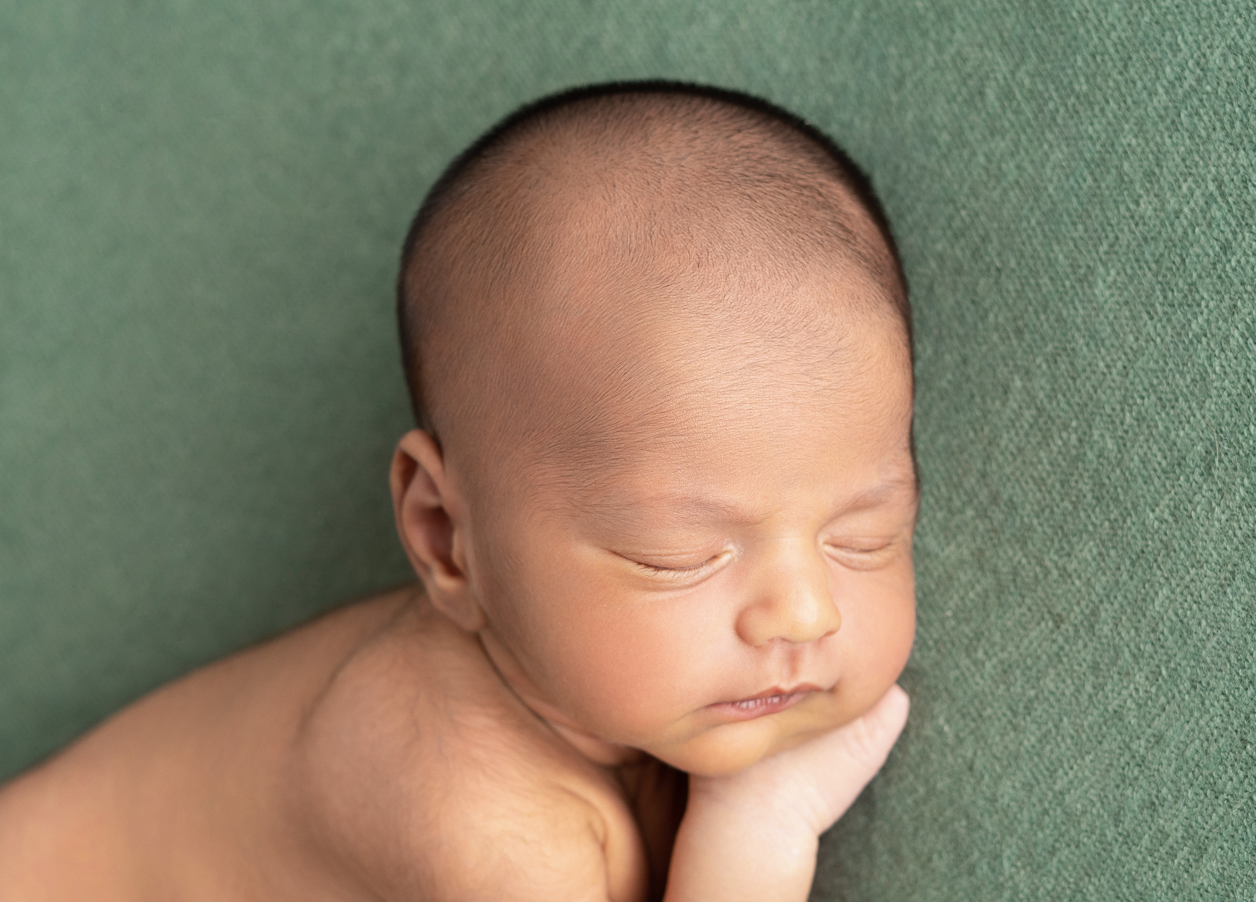 NEWBORN PORTFOLIO. Newborn Photographer and life casting in Dubai Dariya Saeed