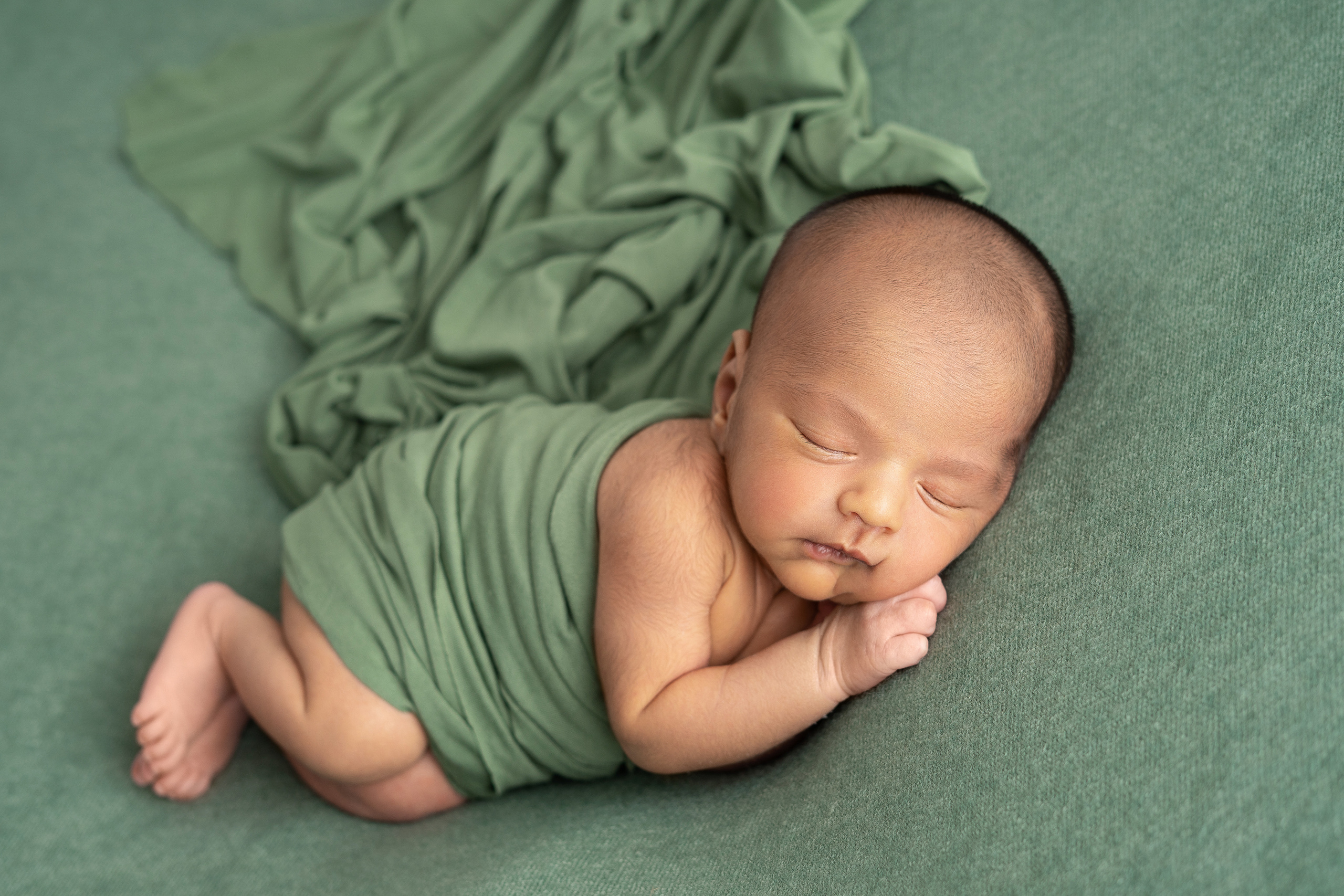 NEWBORN PORTFOLIO. Newborn Photographer and life casting in Dubai Dariya Saeed