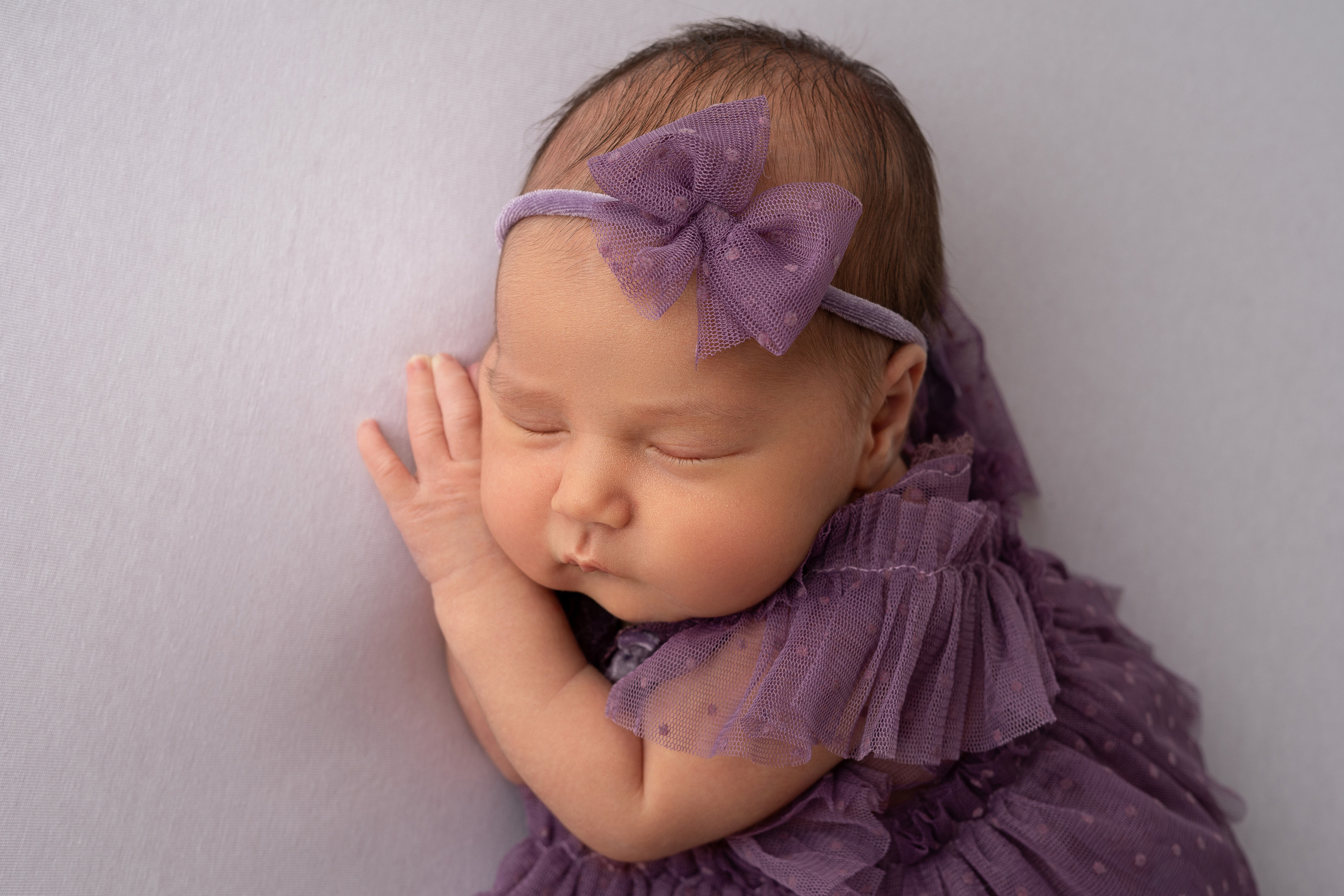 NEWBORN PORTFOLIO. Newborn Photographer and life casting in Dubai Dariya Saeed