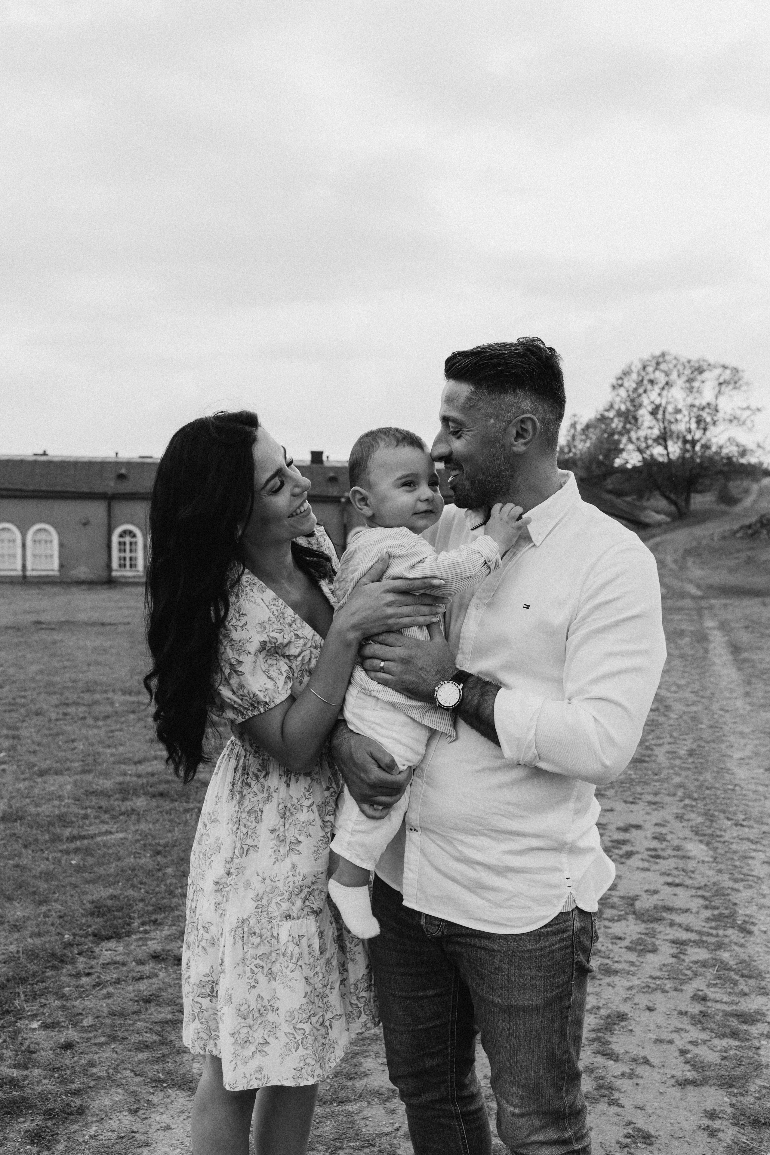 Summer. Wedding and potrait photographer in Helsinki Vickan O