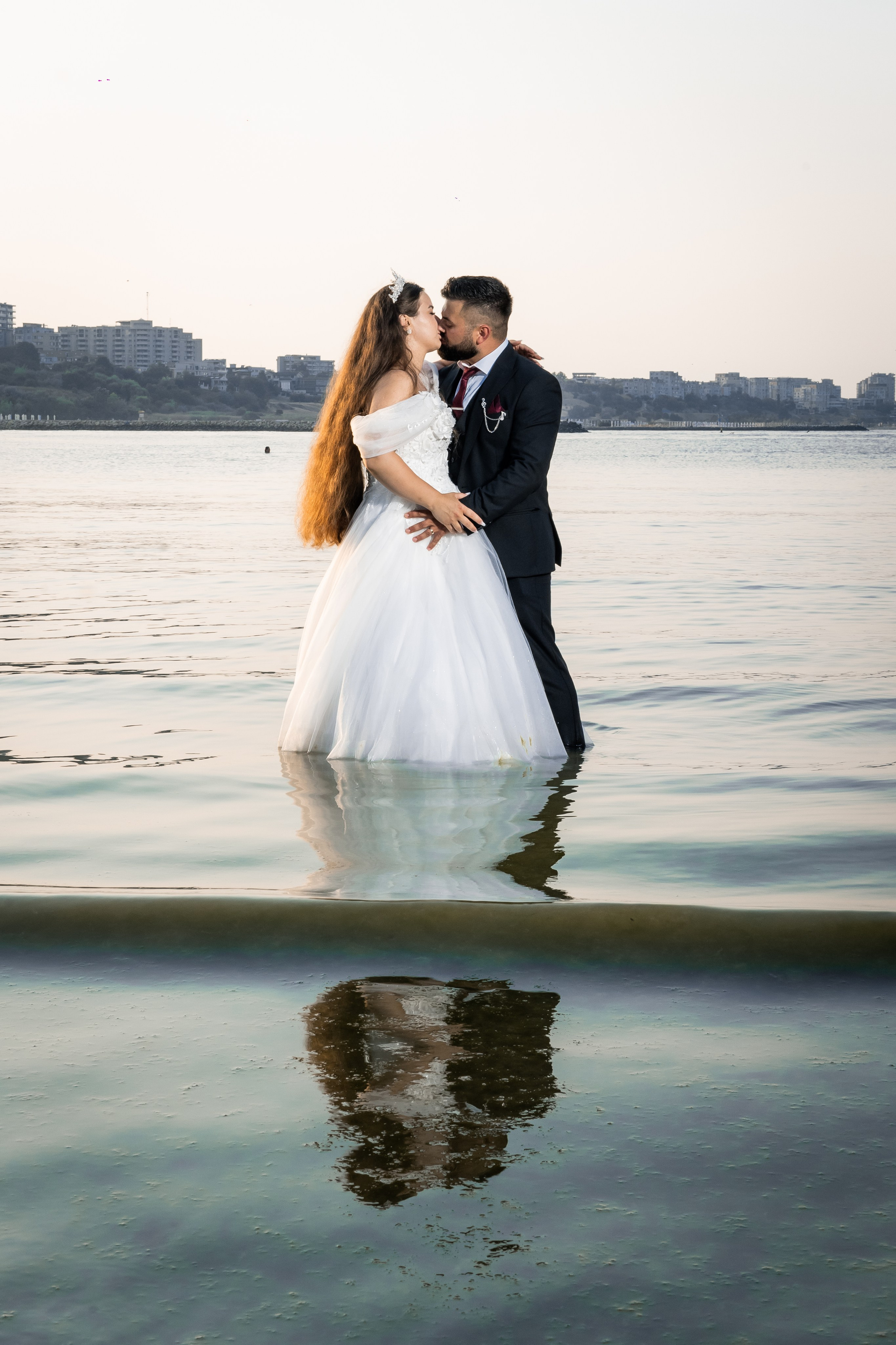 Andreea & Elvis Trash The Dress. MGS STUDIO