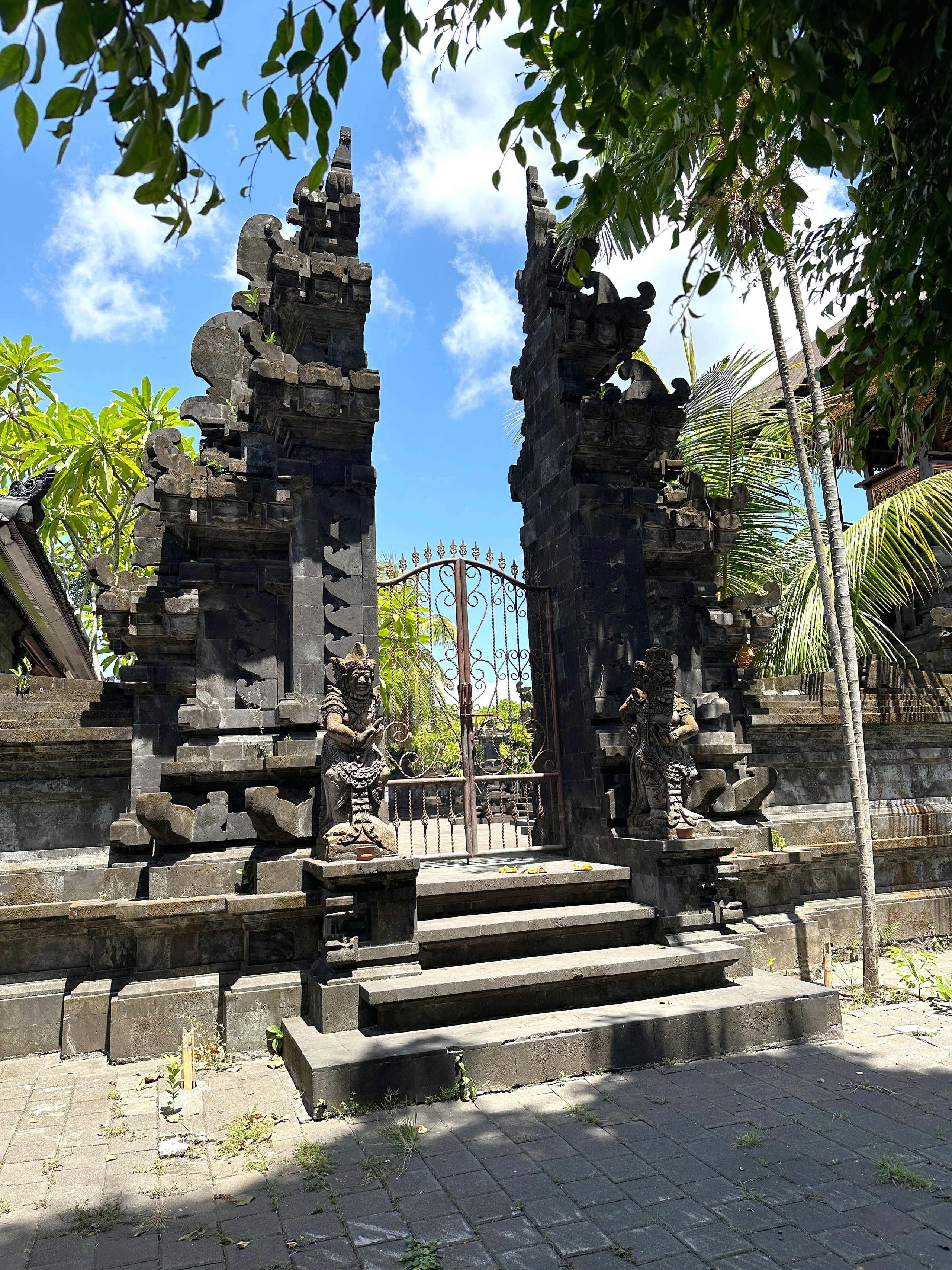 Balinese Days. BNW Around Photography