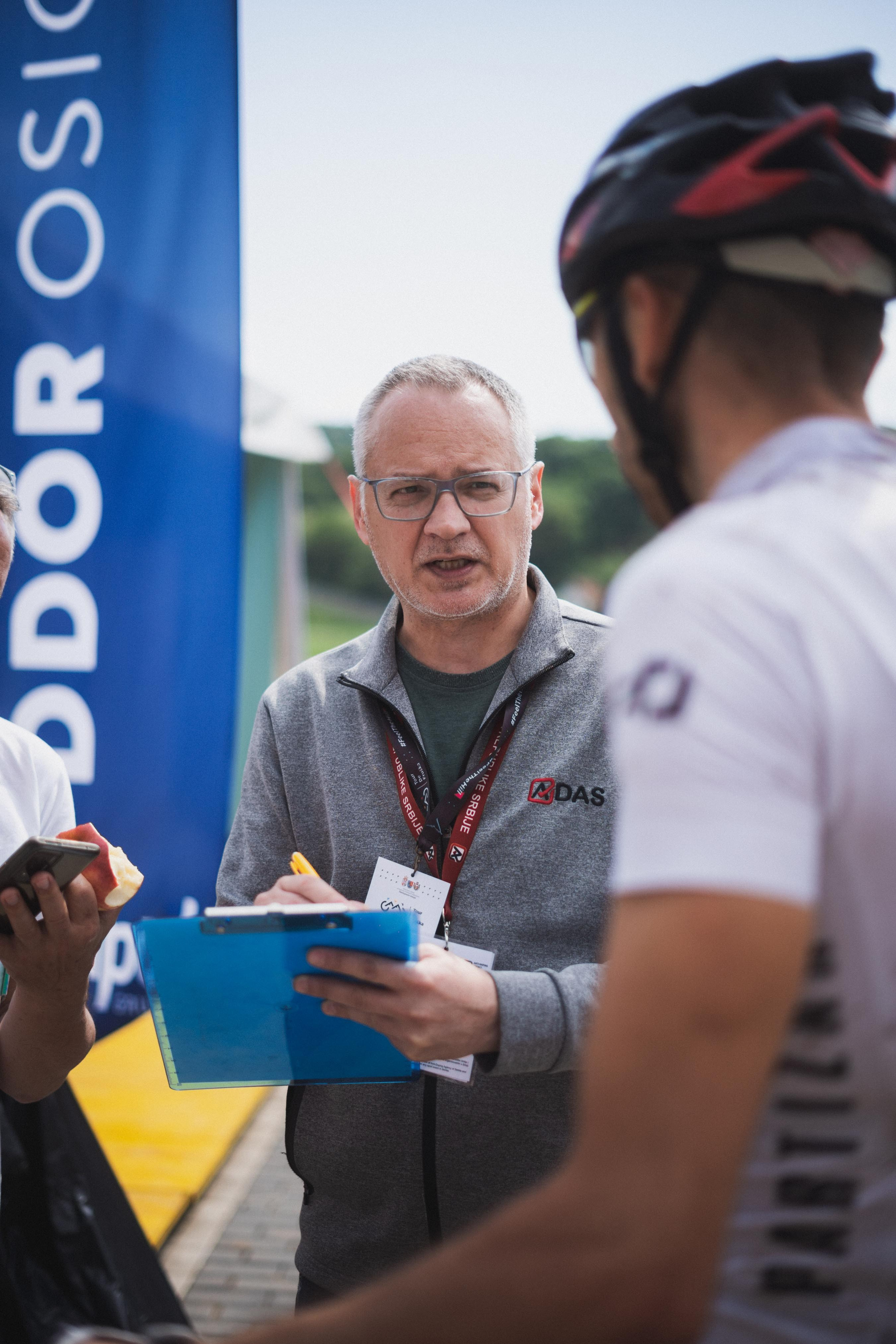 Tour de Fruska. Zhukov studio