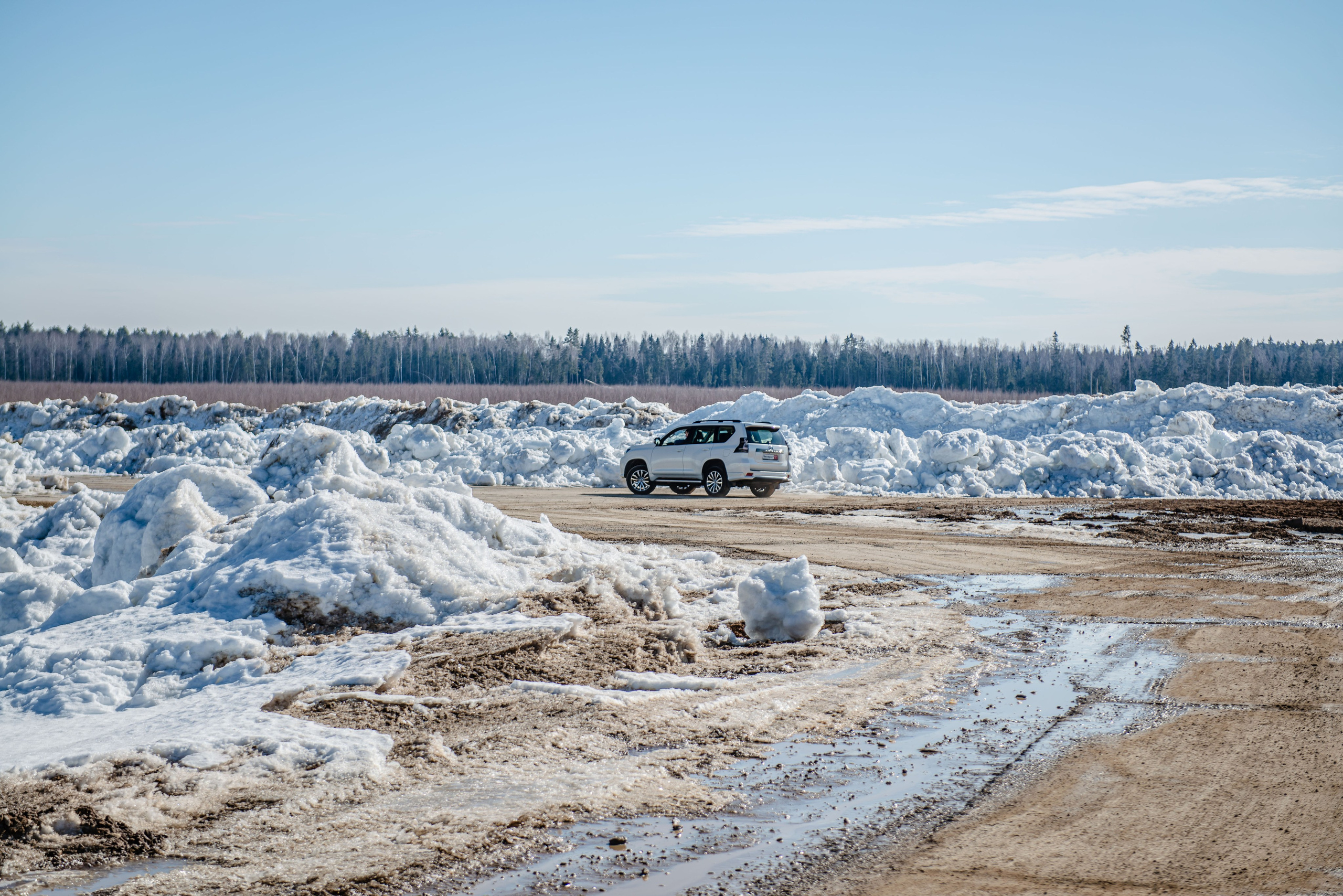 Автомобильная фотосъемка Toyota Prado 2022. ФОТОГРАФ МЕКСИКА КИНТАНА-РОО
