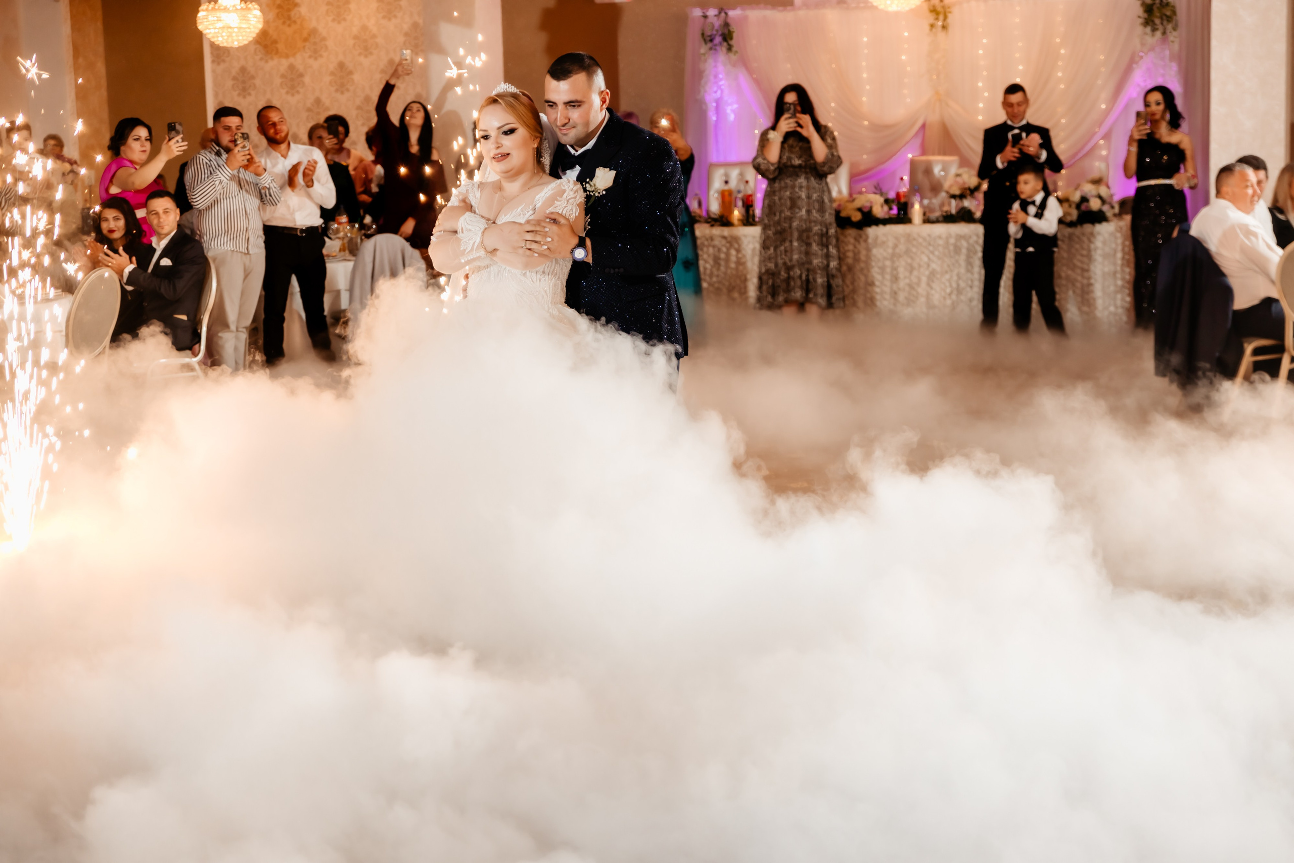 Amiana & Gabi - Nuntă Pitești. Fotograf Profesionist Pitesti-Bucuresti| Mircea Seinea