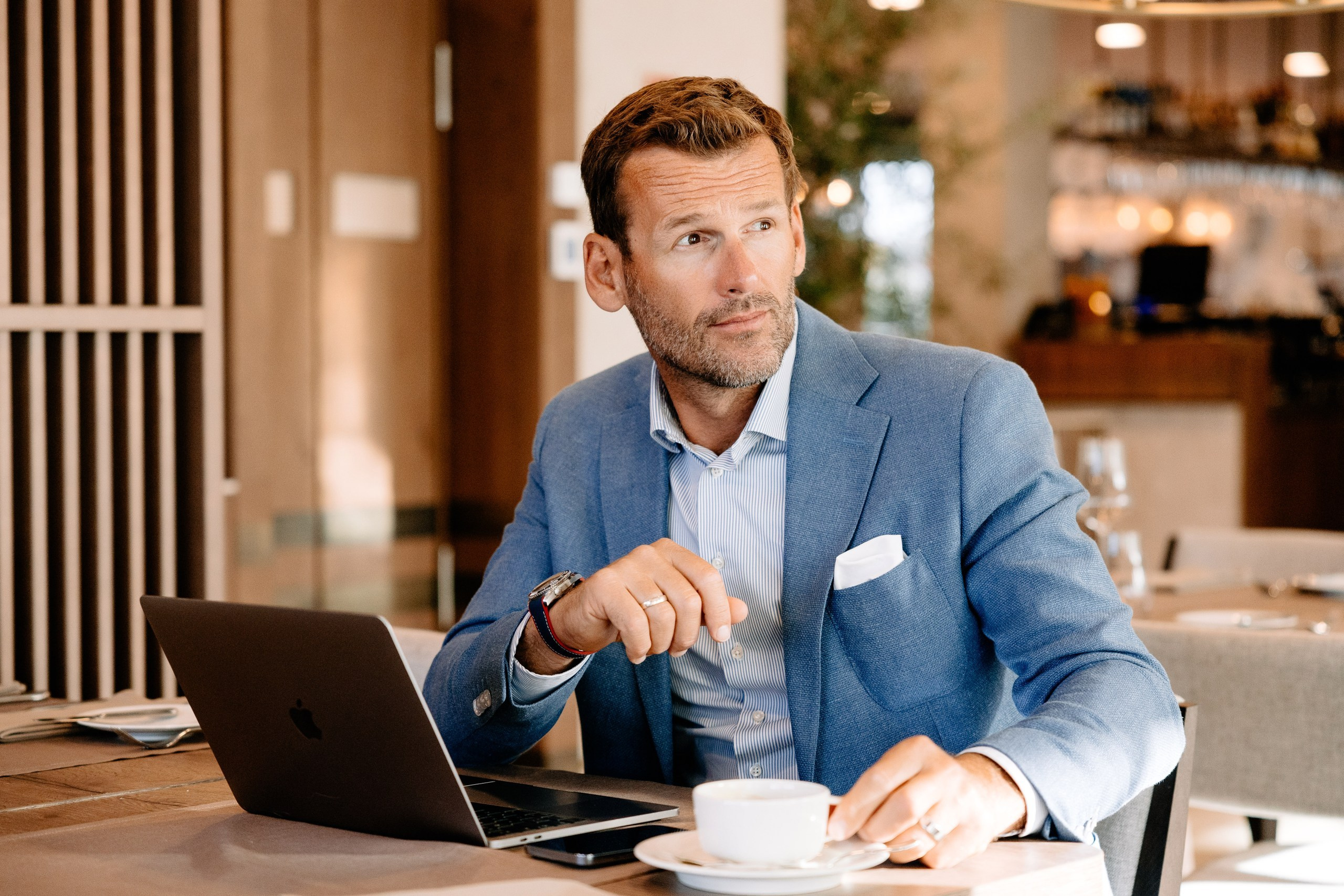 Dekpol Developer - Sesja Biznesowa dla Mateusza Kusznierewicza. Fotograf Ślubny Warszawa - Sesje Biznesowe Rodzinne Eventy