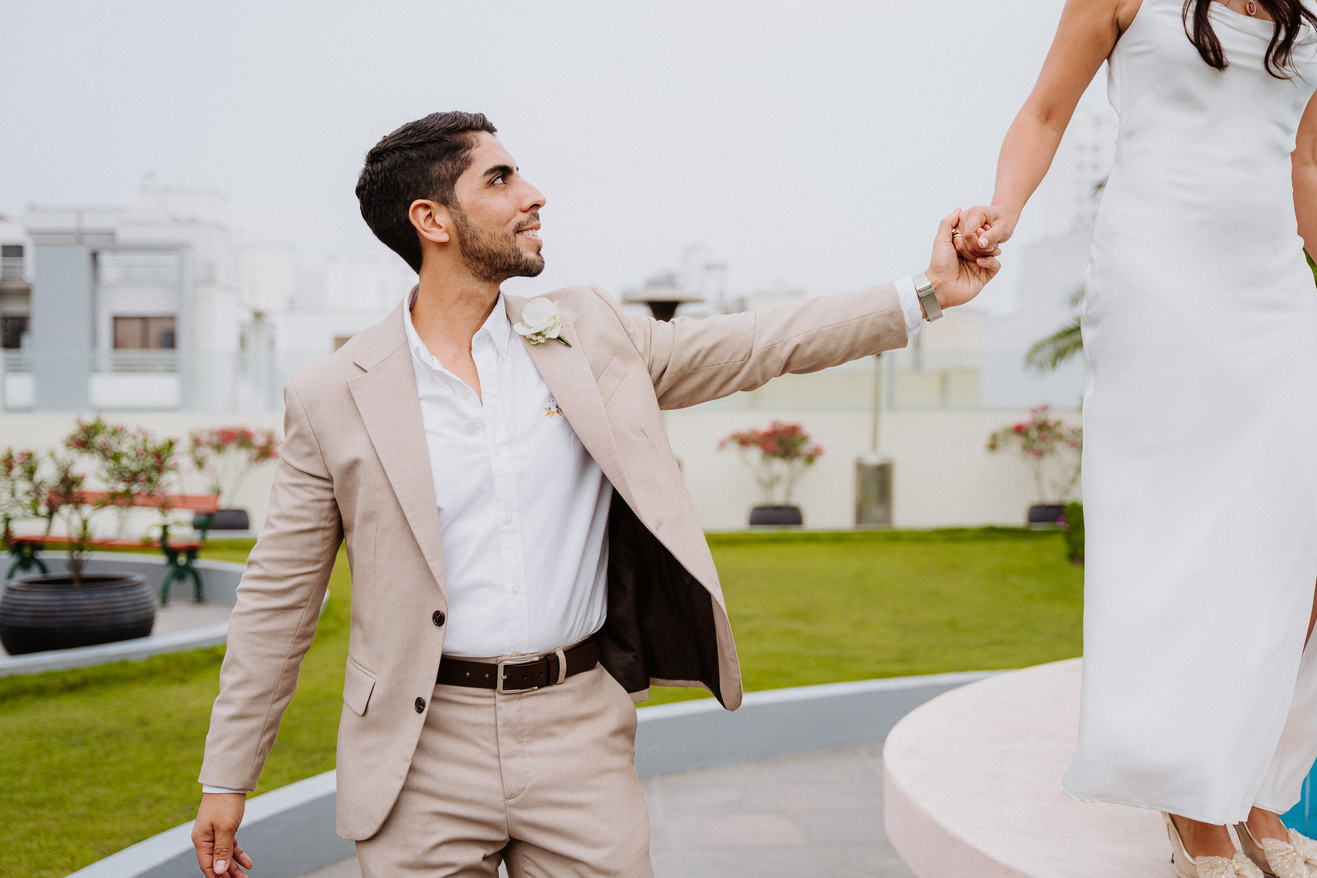 Boda civil. Fotógrafo de Bodas en Lima | Ronhy Altamirano. Fotografía narrativa y cinematográfica para bodas, quinceañeras y eventos exclusivos