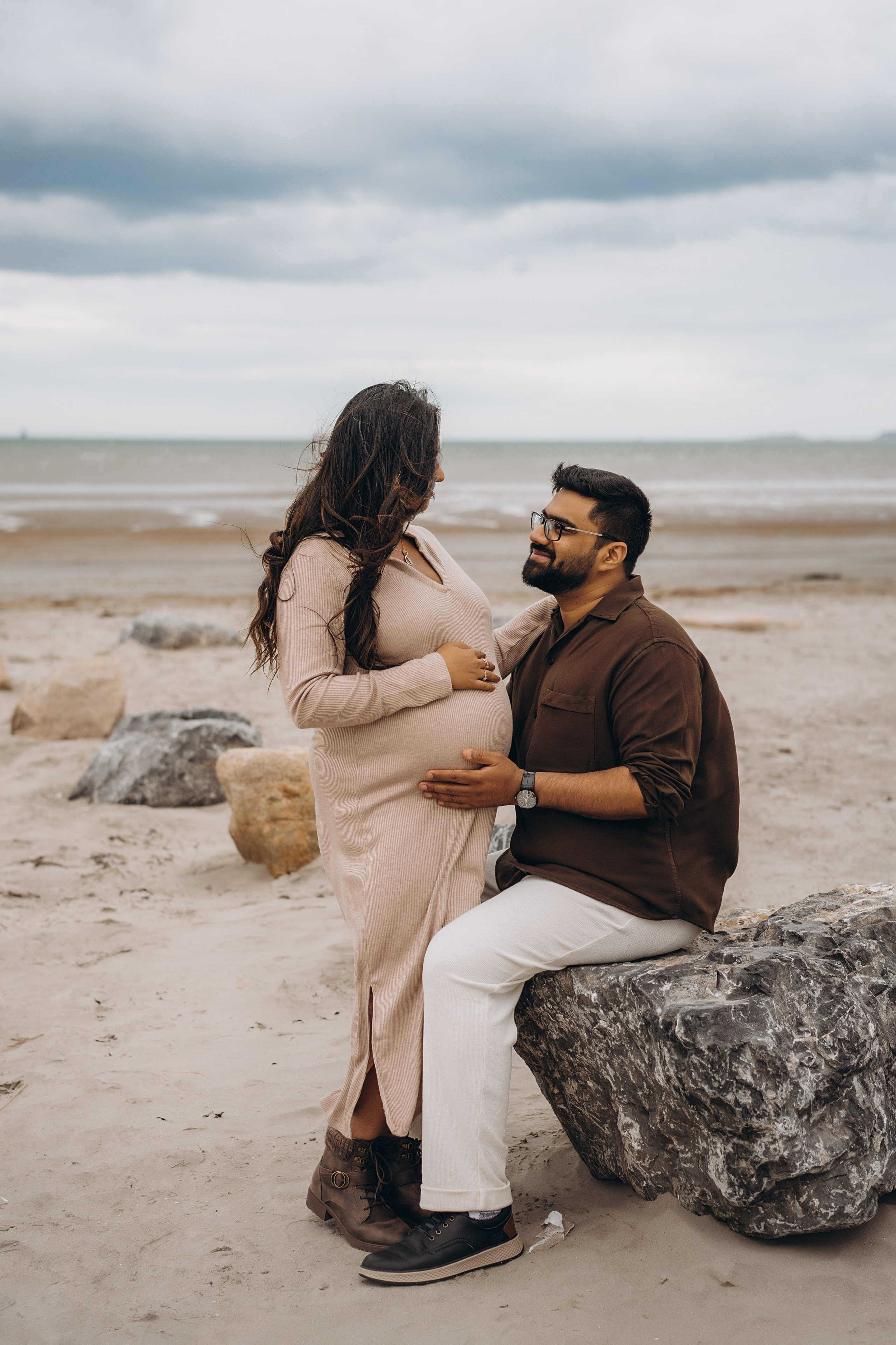 Meera: Bull island. Maternity/Love story/Wedding photographer