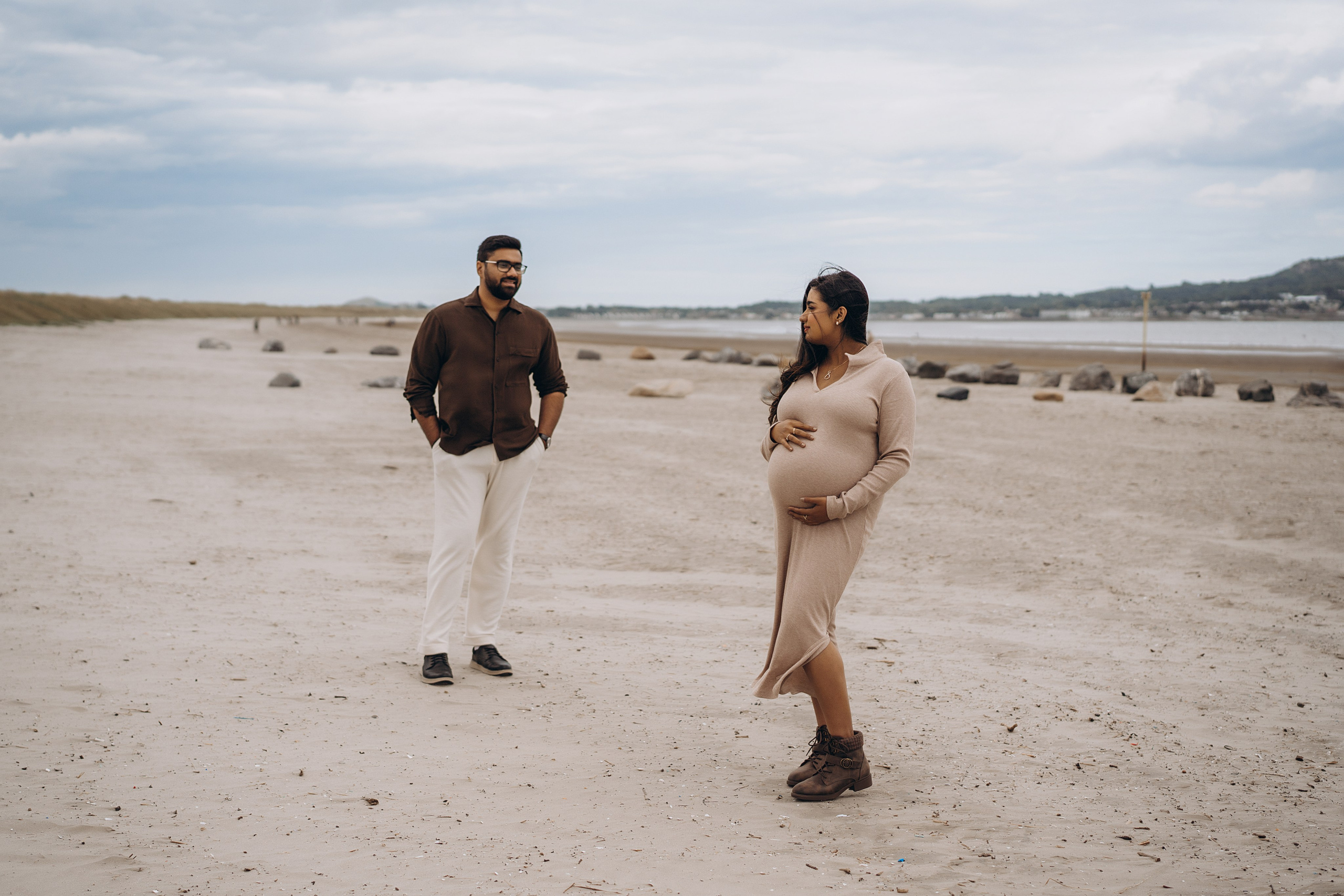 Meera: Bull island. Maternity/Love story/Wedding photographer