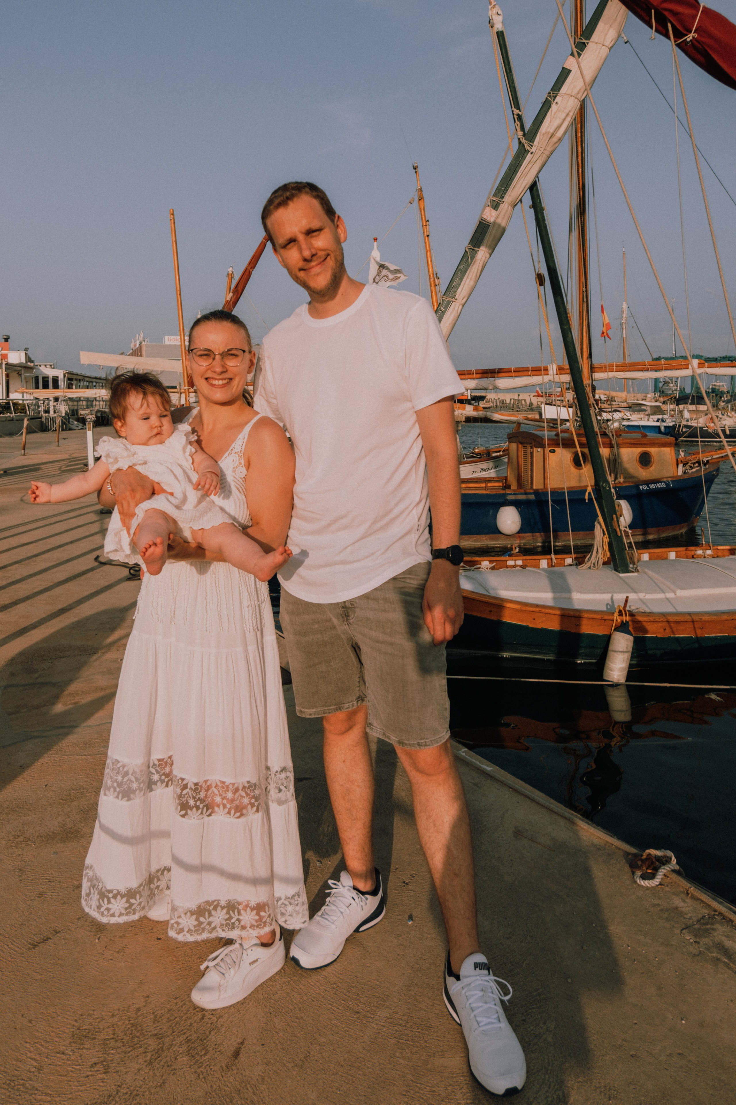 Семейная фотосессия на пляже. Профессиональная фотосъемка в Калафелле — Елена Медведева