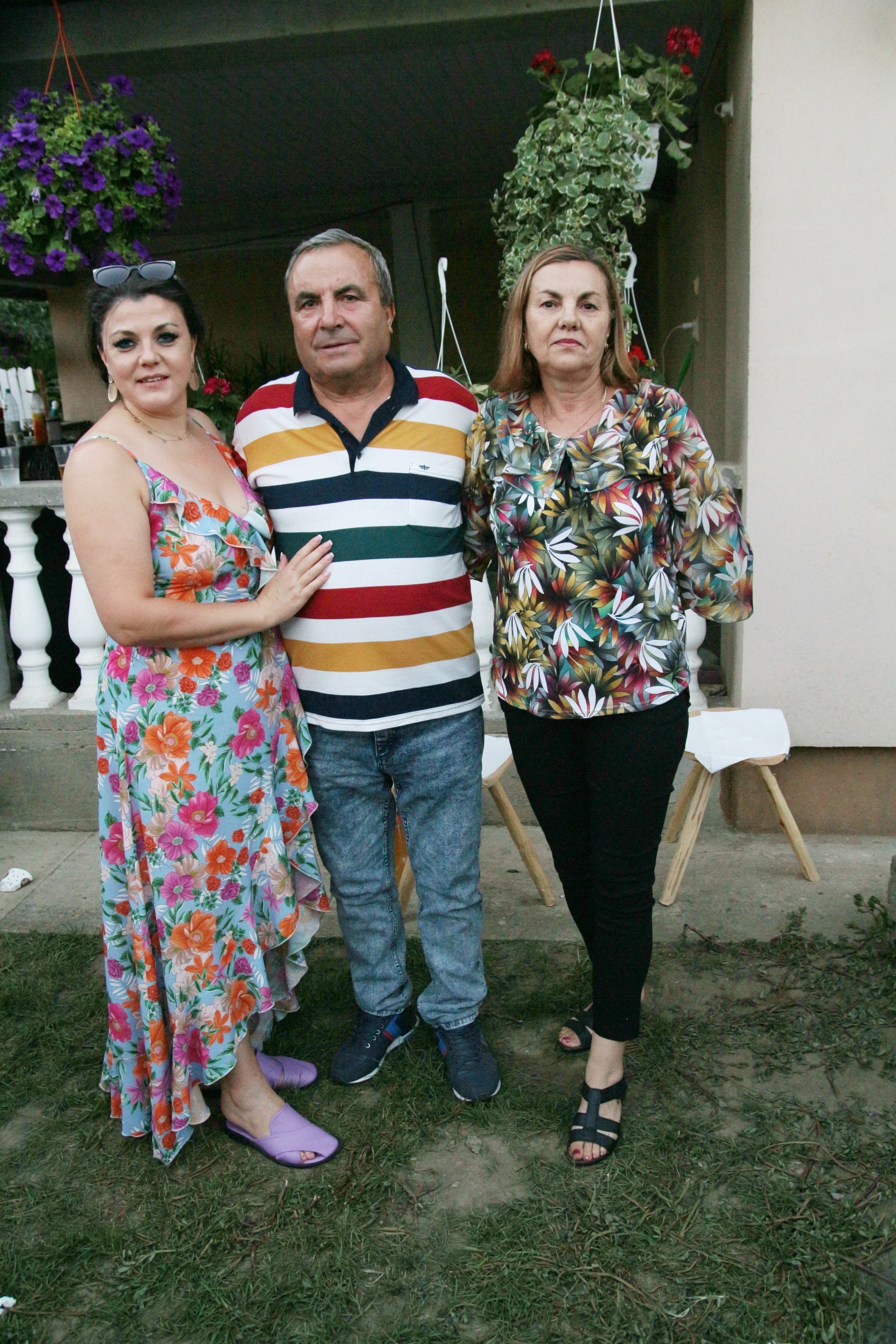 BYZO MEDIA. PETRU BYZO - family and children photographer in ROMANIA