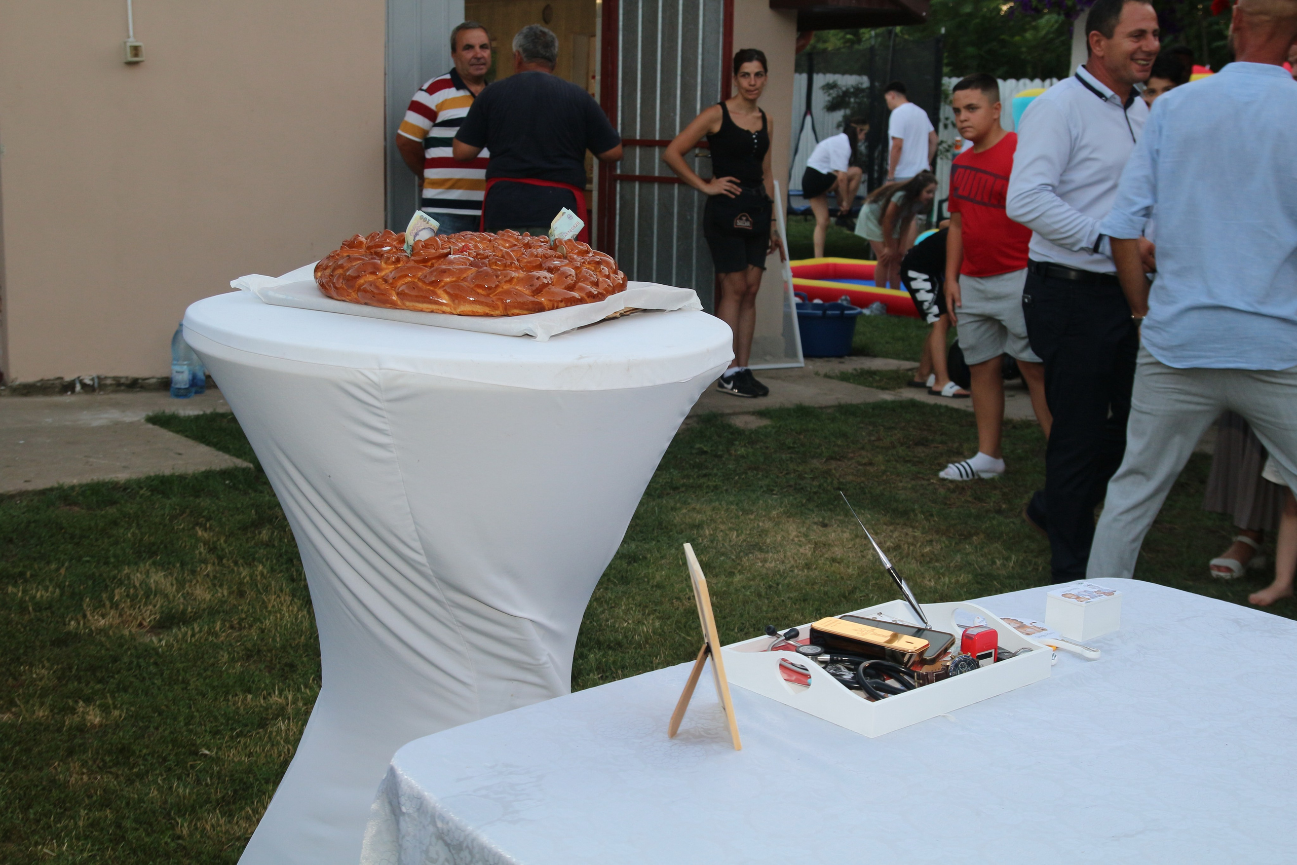 BYZO MEDIA. PETRU BYZO - family and children photographer in ROMANIA