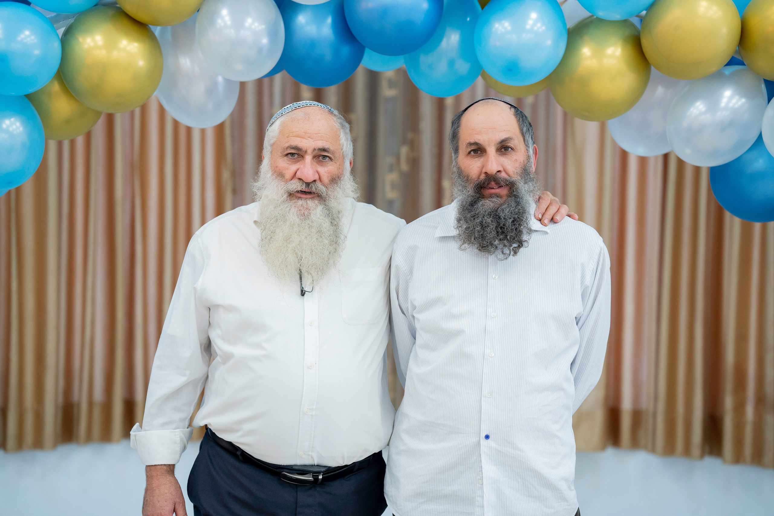 הברית של יוסף וחנה. יוסף מזרחי צילום חתונה, ברית וזוגיות. צלם מקצועי שאוהב להוציא אתכם הכי יפים ברגעים הכי מרגשים