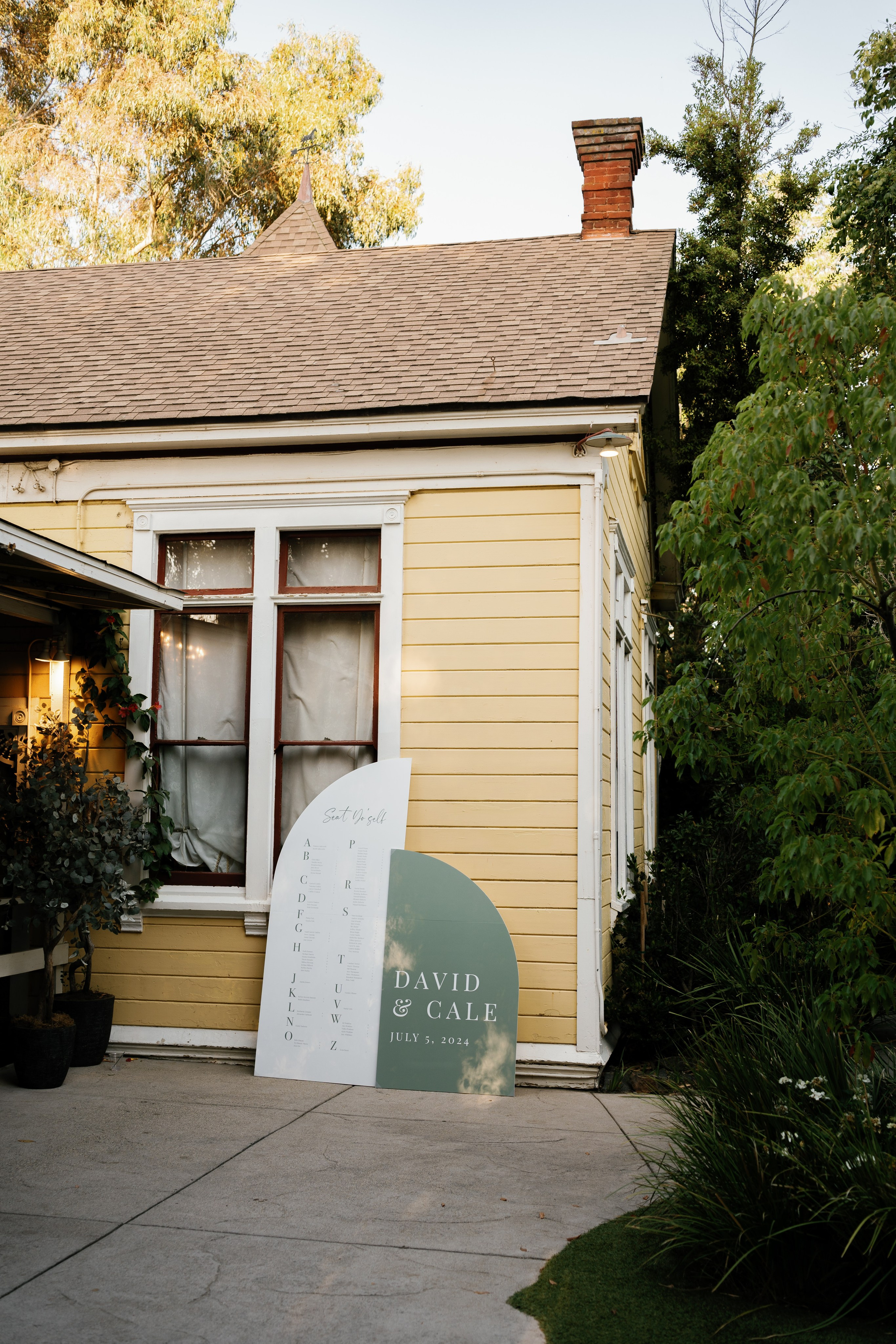 LGBT wedding photographer in California. Wedding Photography & Videography Team in California, Los Angeles, San Francisco, San Diego and Travel