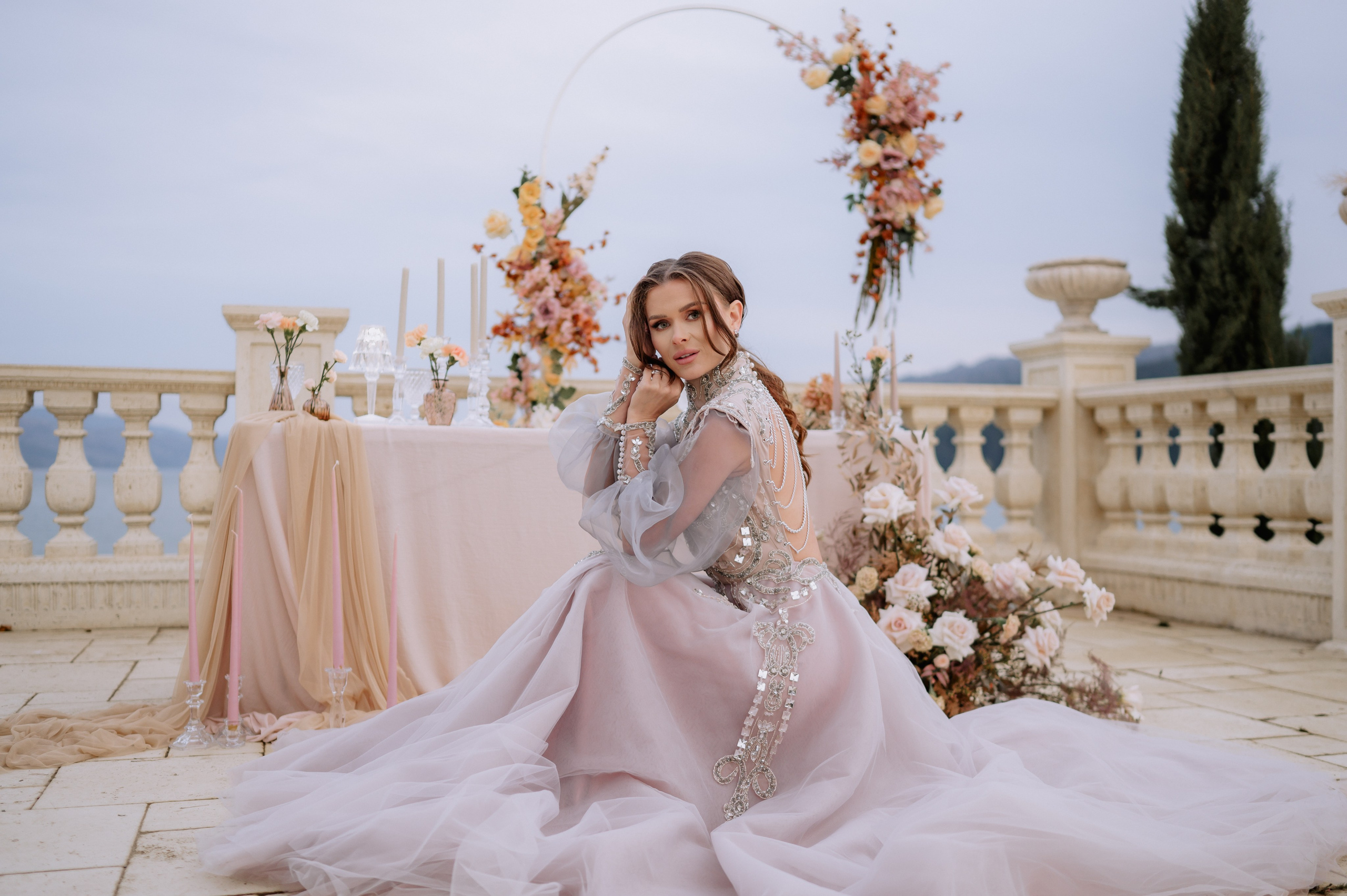 Sedinta foto nunta la Gradinile Romane , Neamt. Proud Vision Weddings | Wedding Photography & Film — Servicii profesionale Foto Video Nunta Iasi