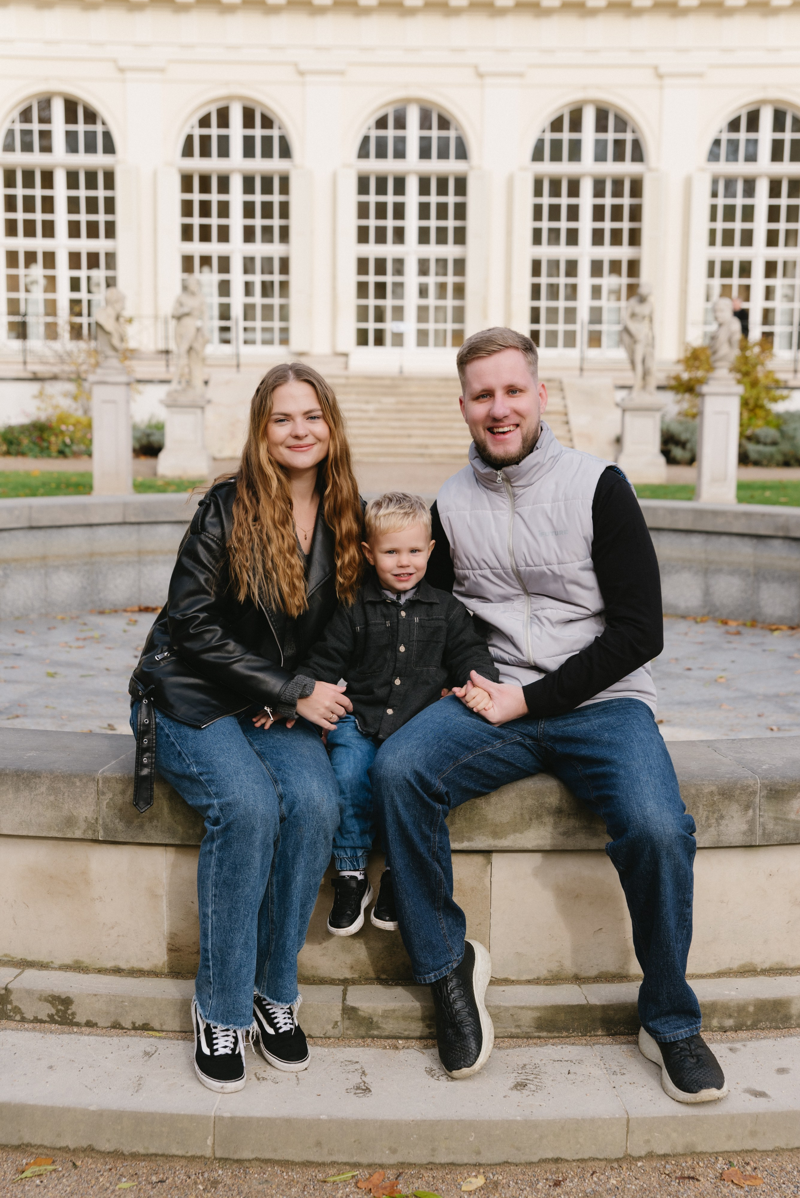 Sesja rodzinna Hanna, Vlad & Matvei. Eugene Save – Fotograf Ślubny i Rodzinny | Warszawa i Cała Polska