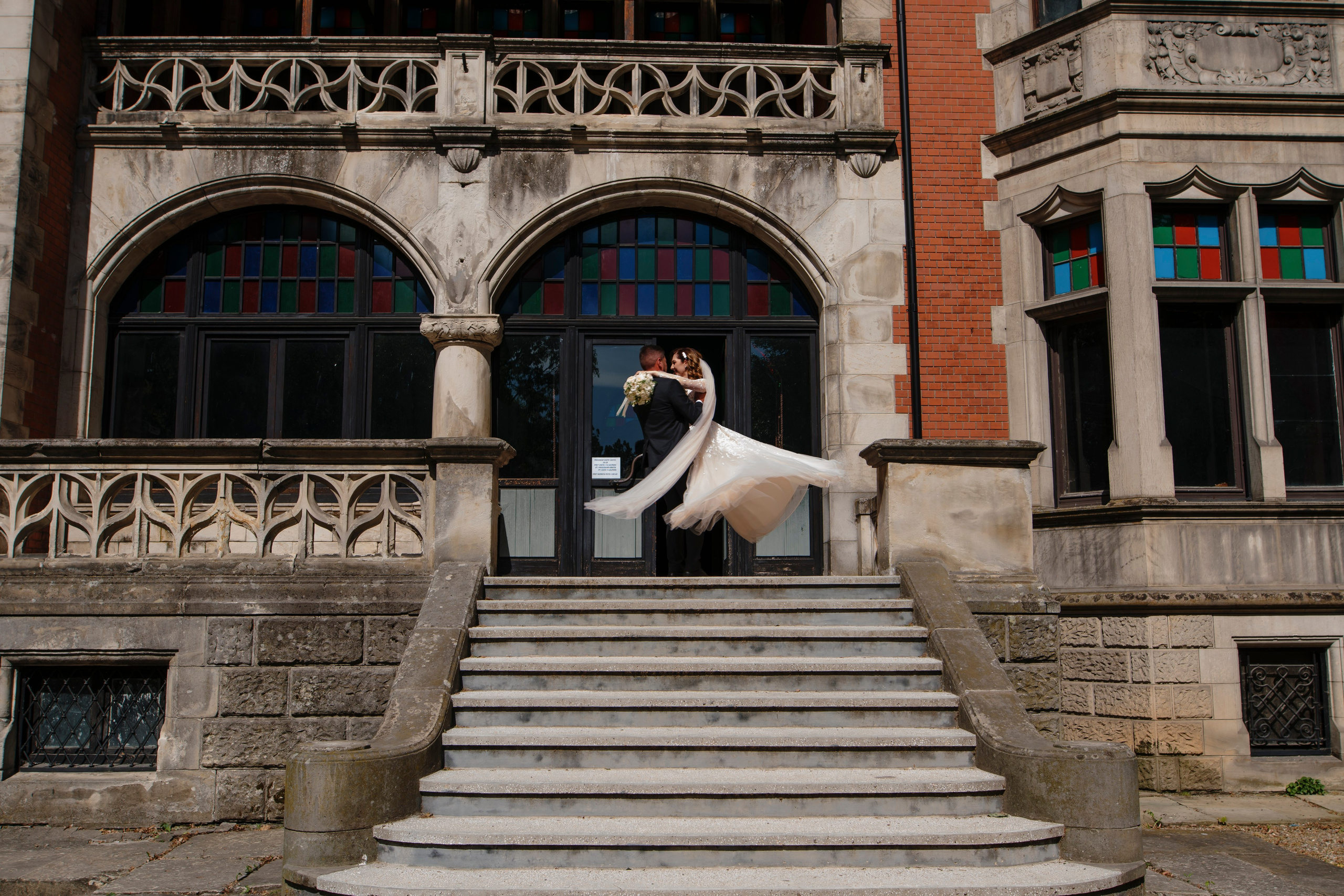 Fotografii de nunta Onesti. MDimaFotoStudio. Fotograf de nuntă, evenimente private și de familie