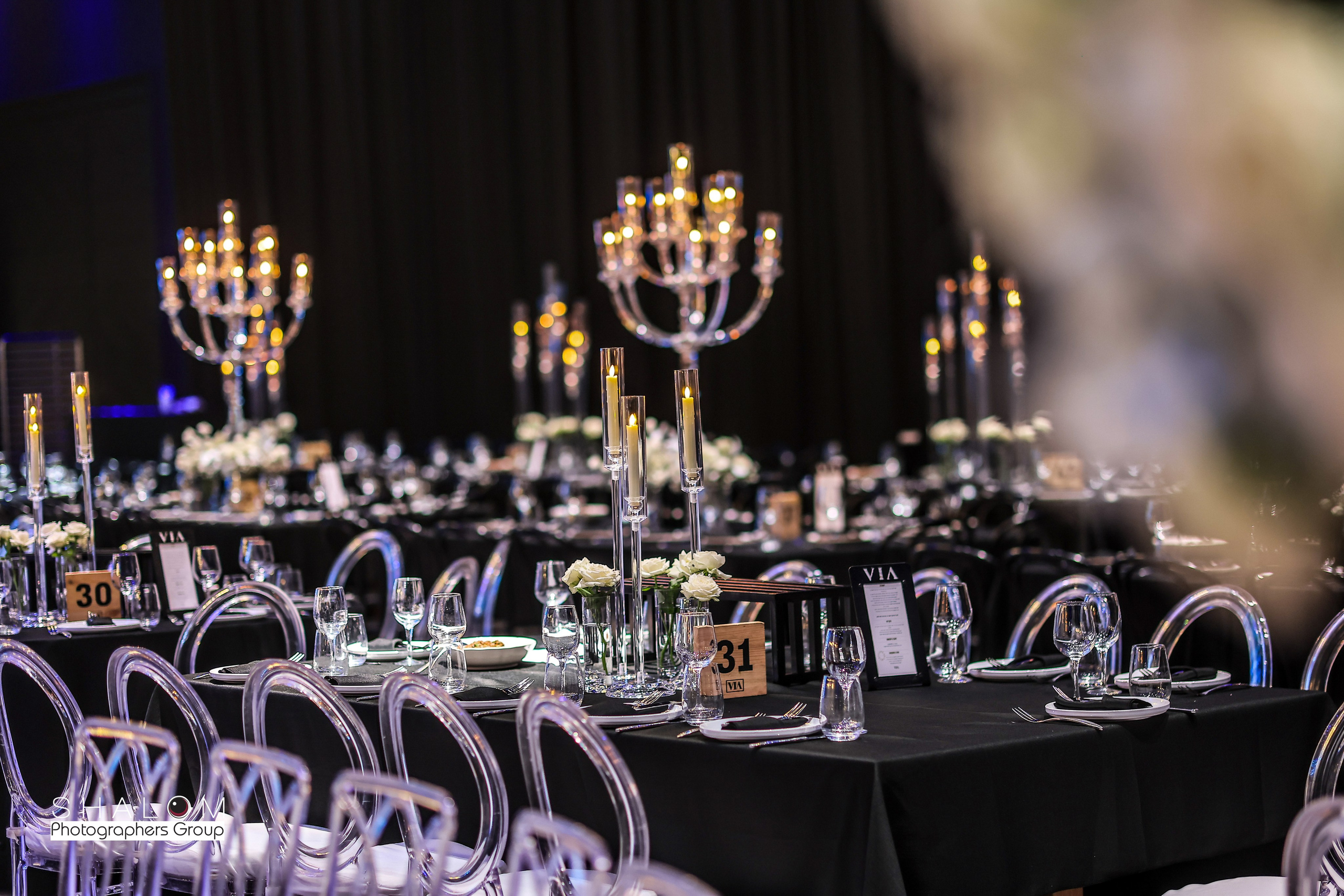 VIA / BASICO. Wedding and events photographers Studio Shalom