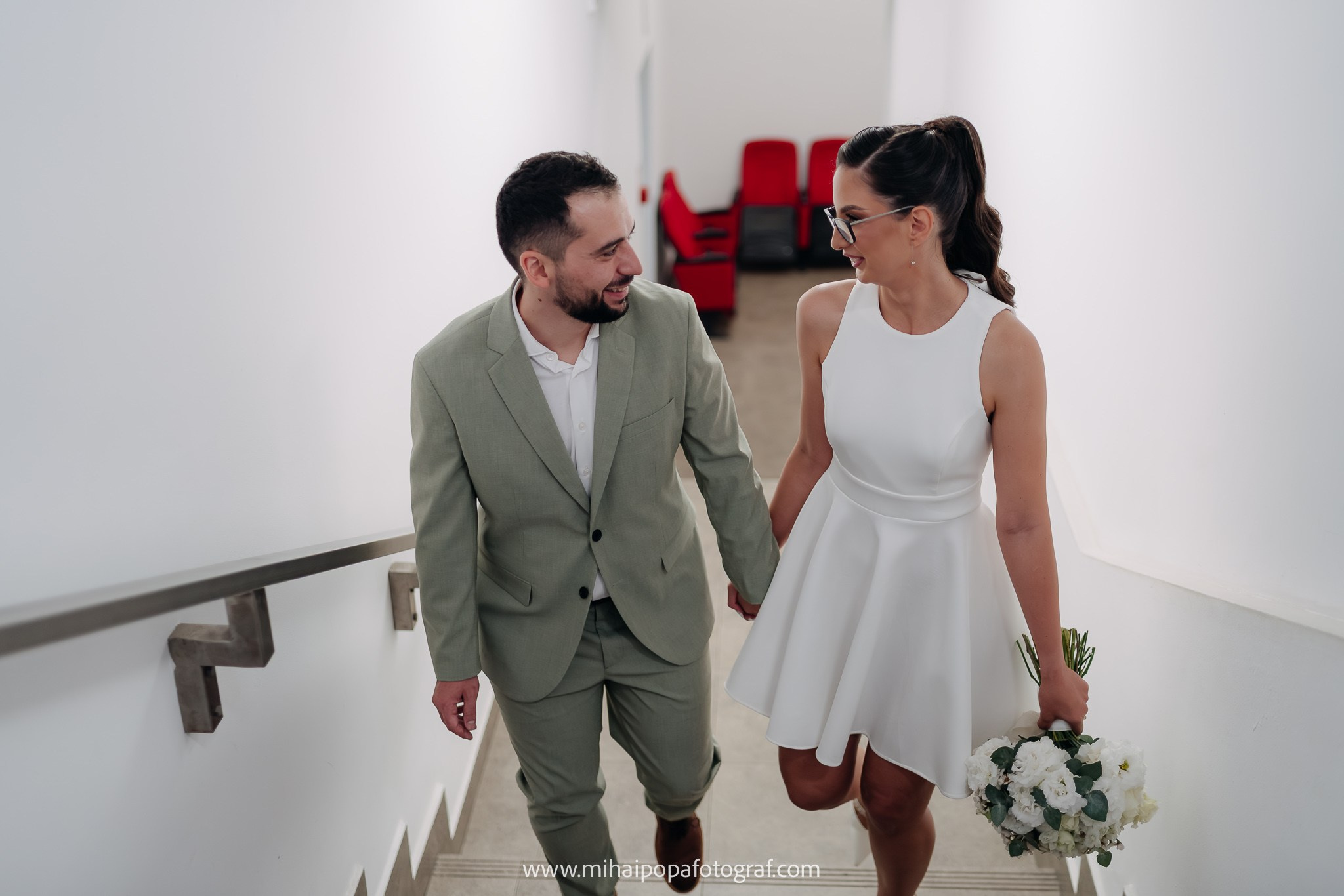 Fotograf Cununie Civilă în București - Mihai Popa Fotograf. Fotograf Nuntă & Botez București - Mihai Popa | Dincolo de oameni, imortalizez emoții!