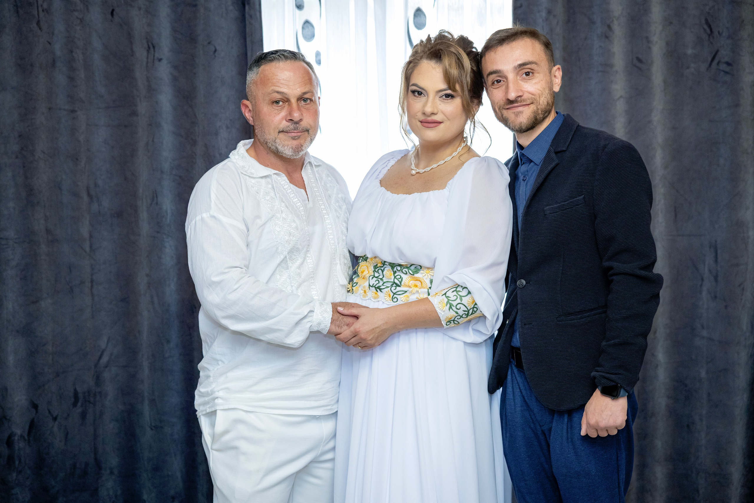 Andrei Sebastian. Moments By Gub