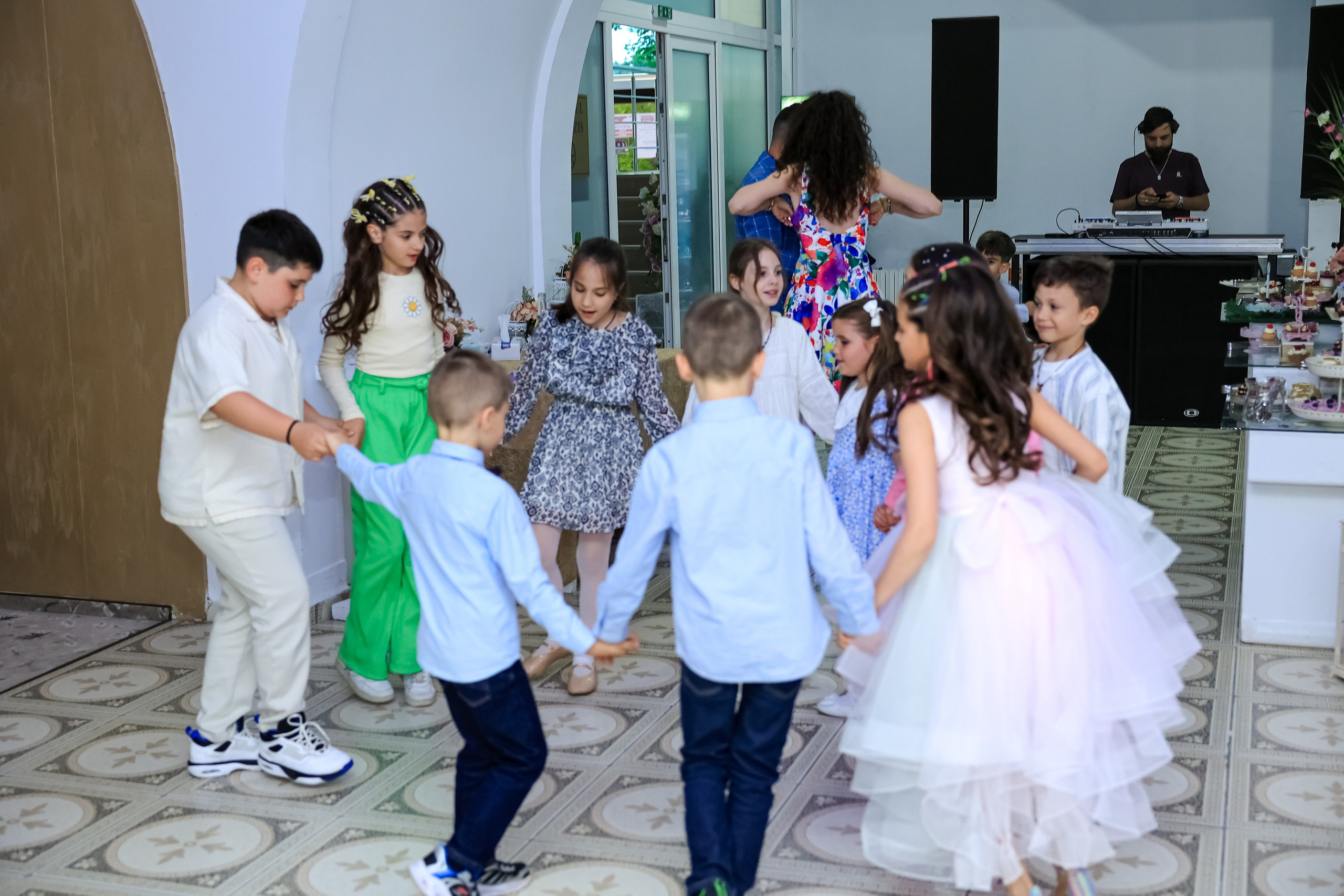 Iris Stefania. Moments By Gub