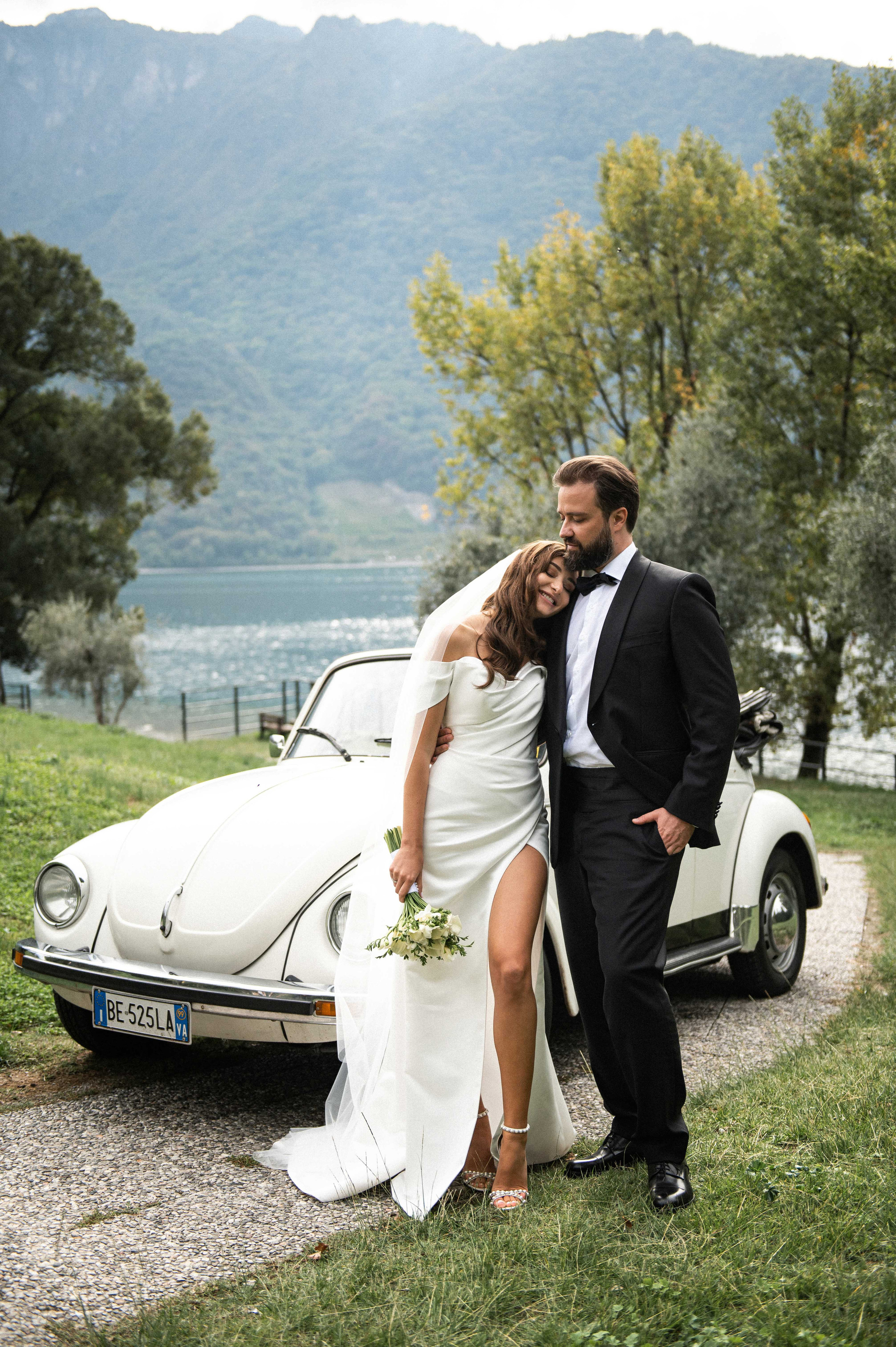 Two harts in Italy. Wedding photographer in Spain