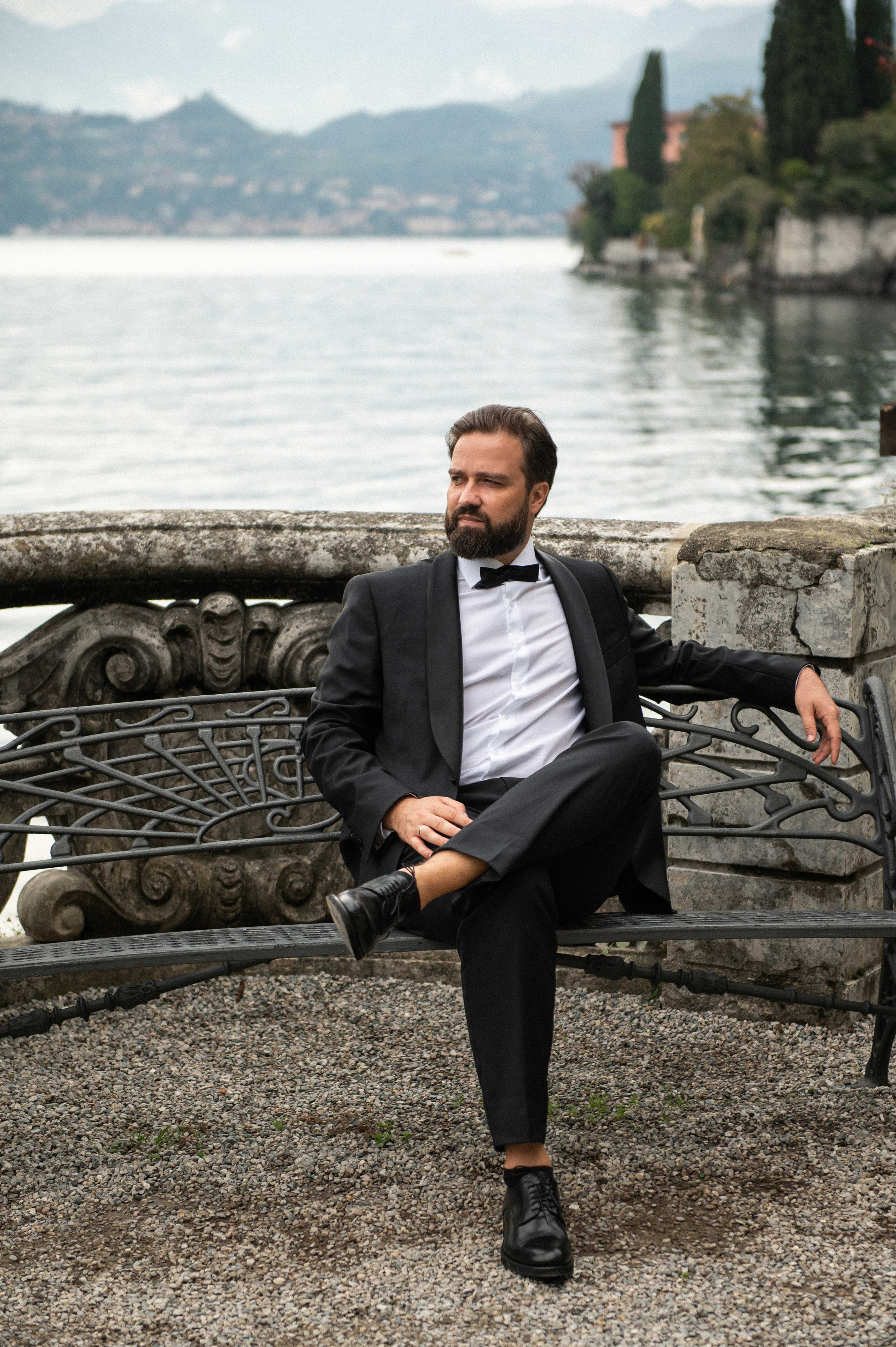 Two harts in Italy. Wedding photographer in Spain