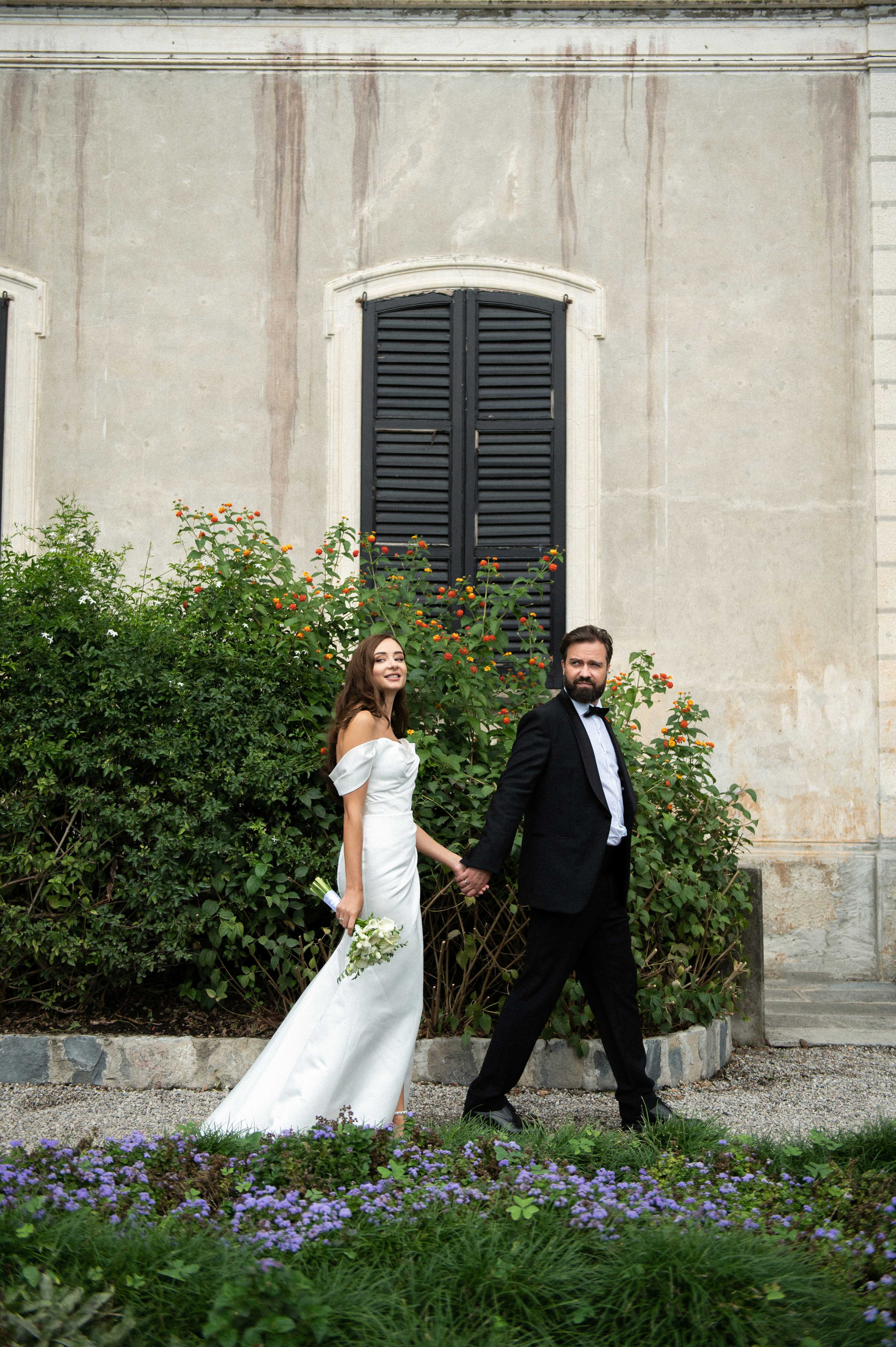 Two harts in Italy. Wedding photographer in Spain