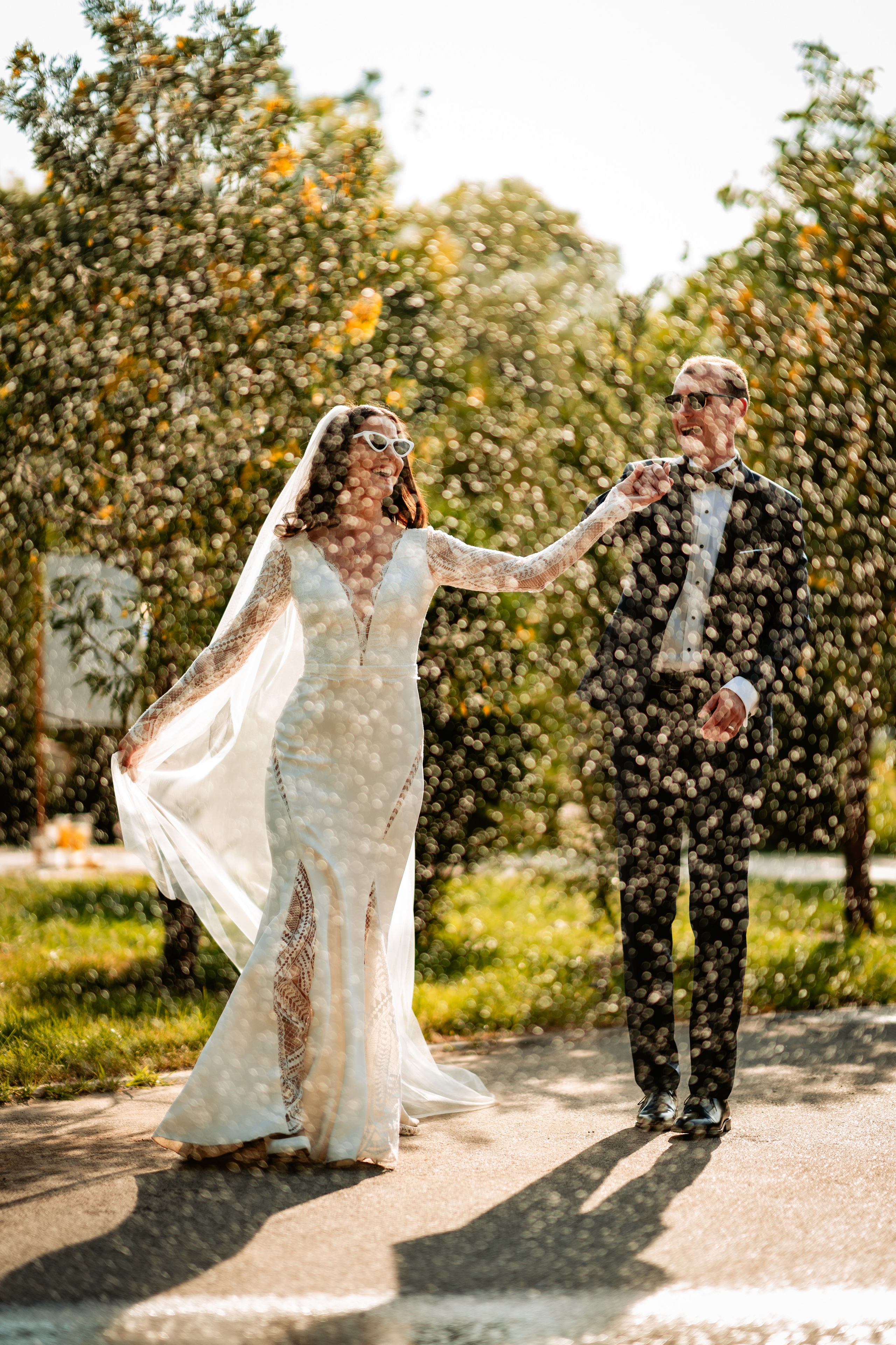 Elly & Andrew. Destination Wedding Photographer Alex Pasarelu