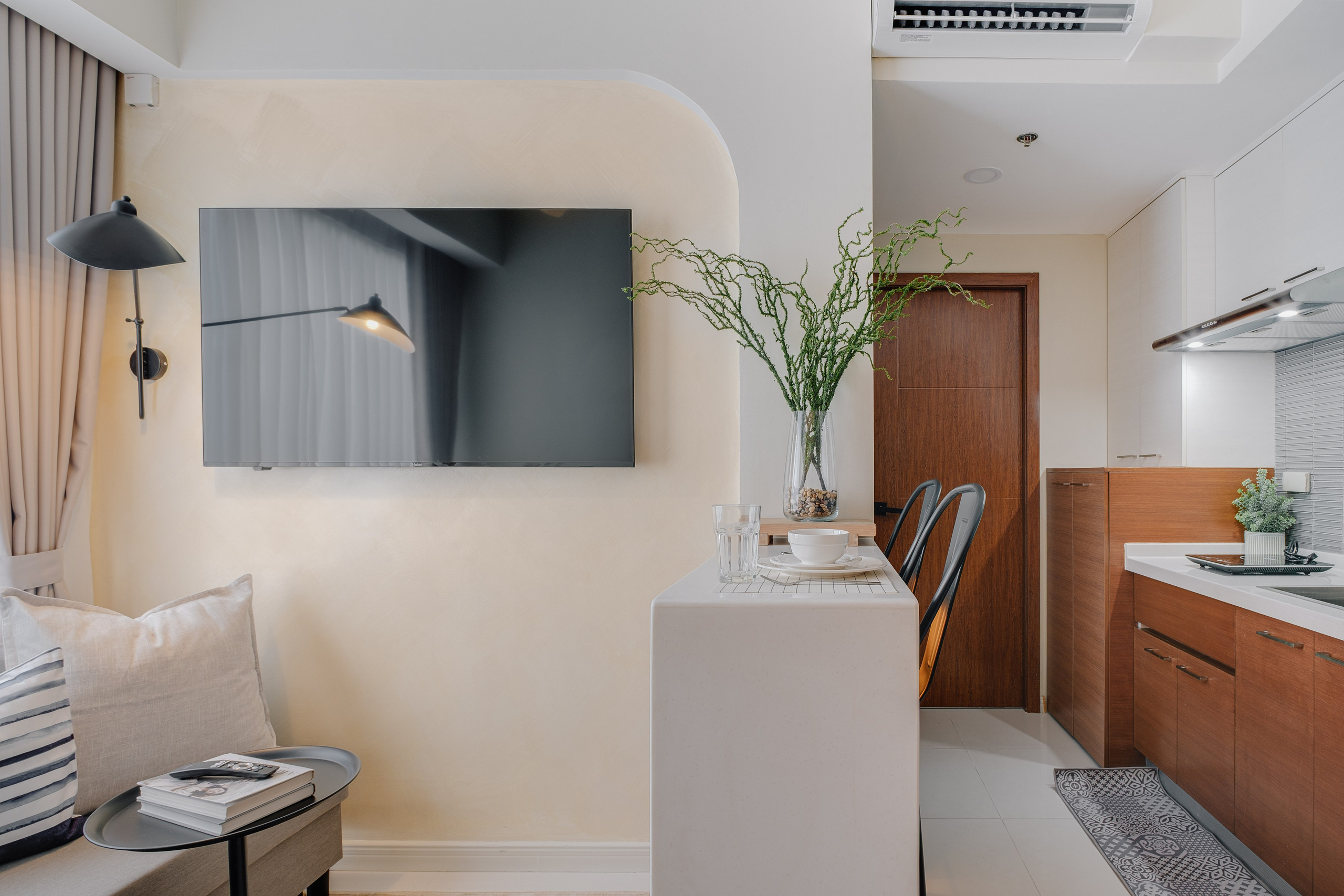 100 Sunshine Plaza // Mandaluyong. Interior & Architectural Photographer Philippines | Argen Carlo Camaclang