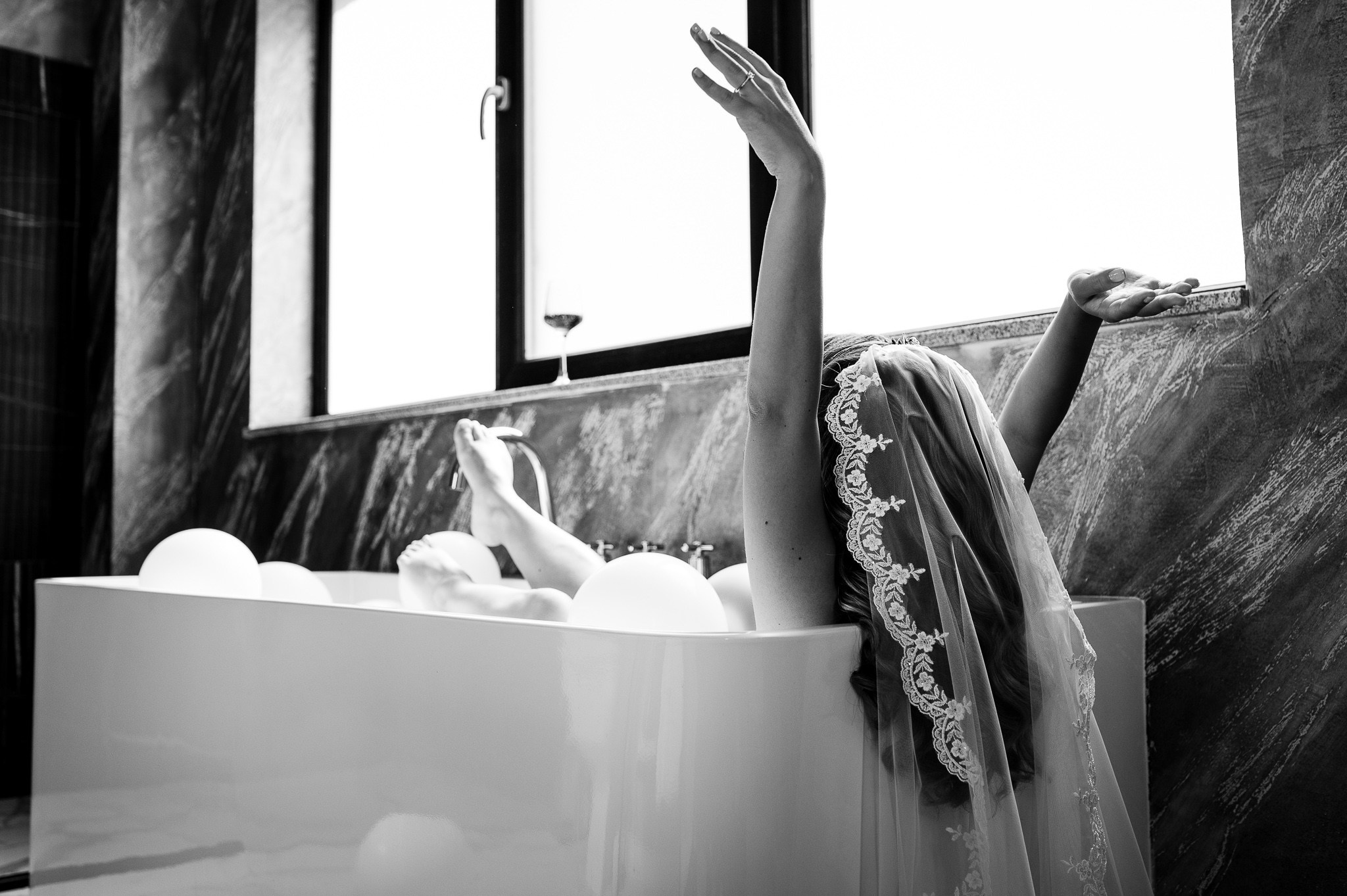 Carmen & Ciprian. Mugurel Olteanu Fotograf