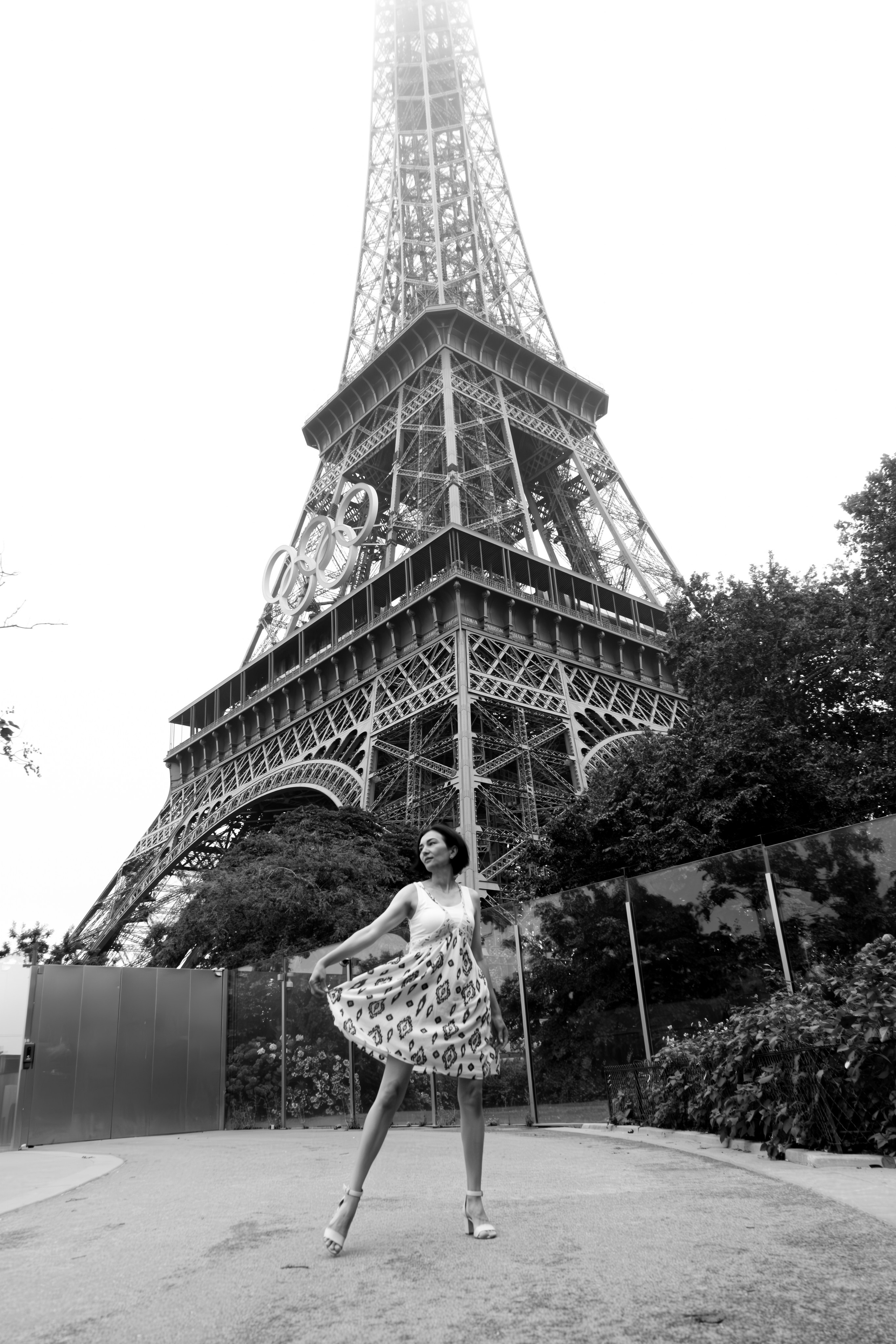 Alfiya’s wedding anniversary in Paris. Photographer in Paris Marina Chaput