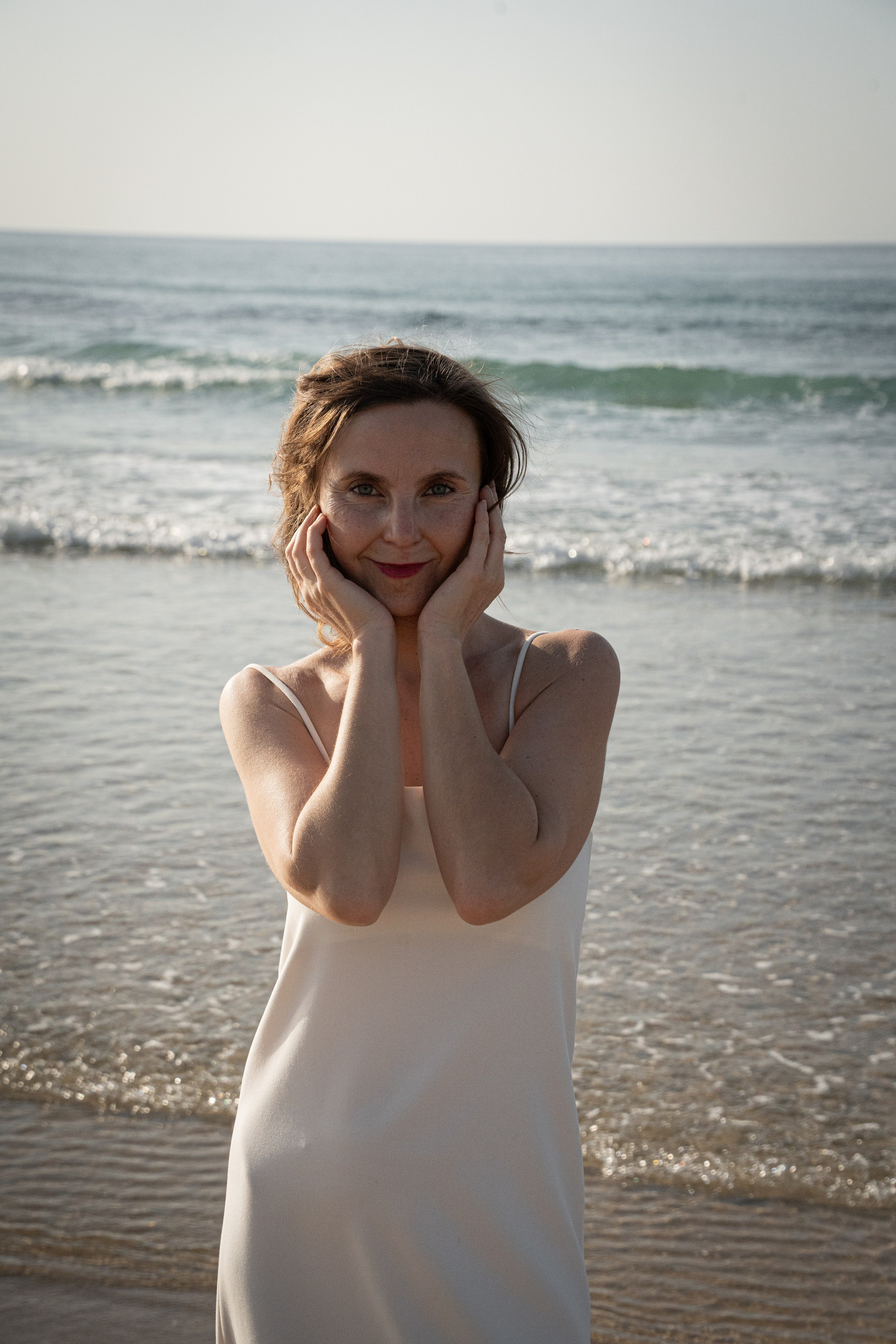 Yudith, Tel Aviv, Beach, November 2025. Divignbytehilah.com