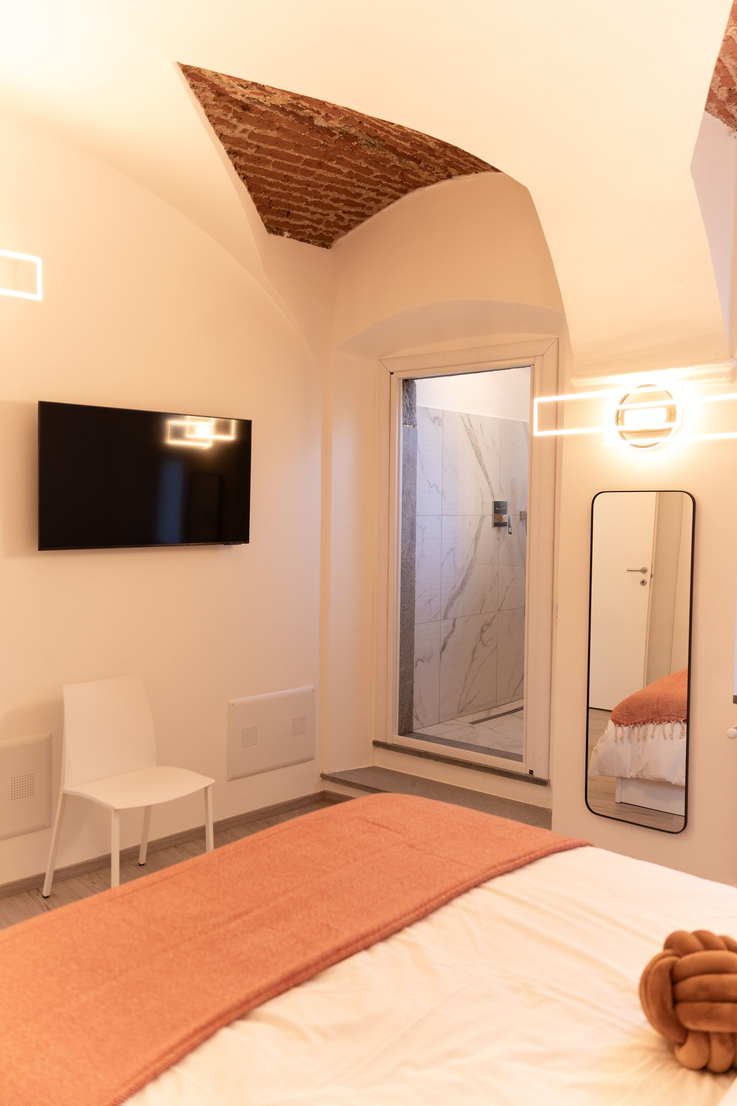 Lake Maggiore apartment. PHOTOGRAPHER IN ITALY