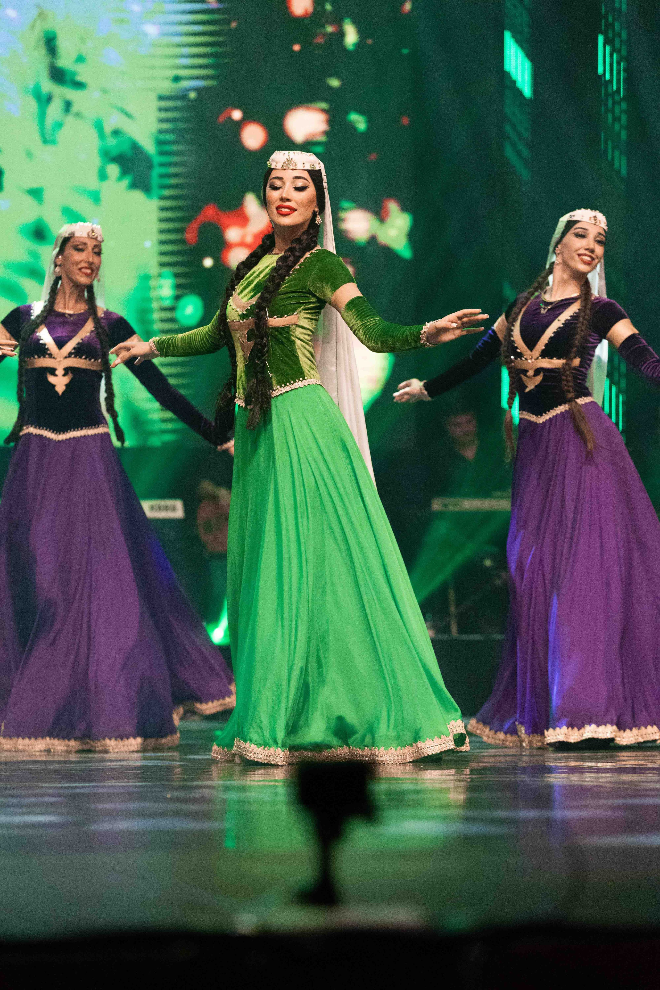 STATE DANCE ENSEMBLE. Wedding&Event photographer Ismail Rzayev in Baku