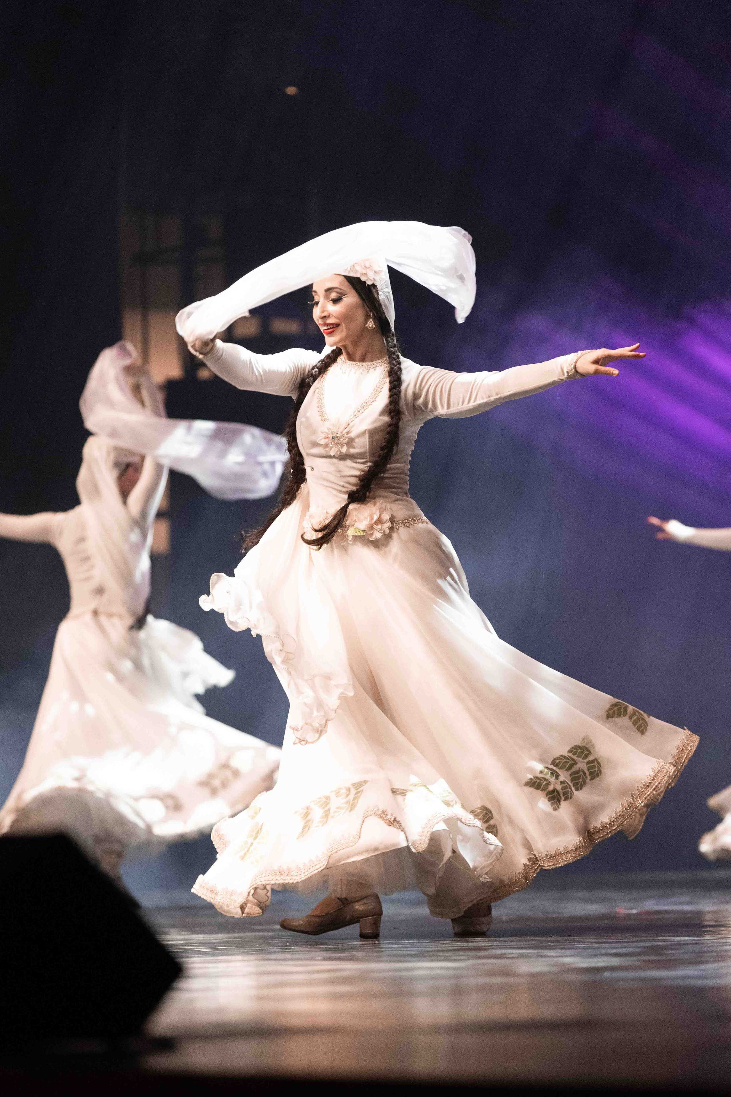 STATE DANCE ENSEMBLE. Wedding&Event photographer Ismail Rzayev in Baku