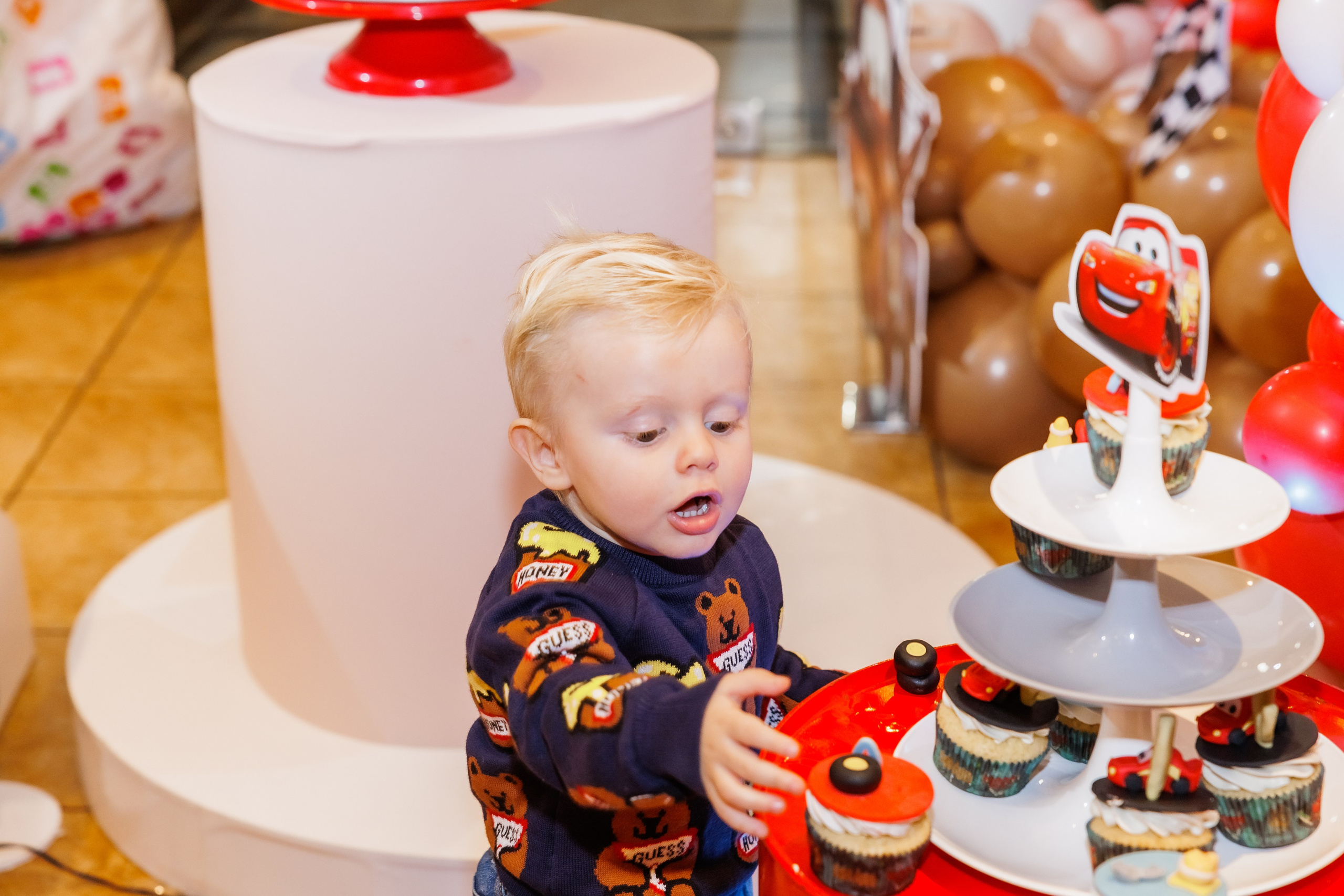 Честит Рожден Ден. Фотограф Ирина Йотова