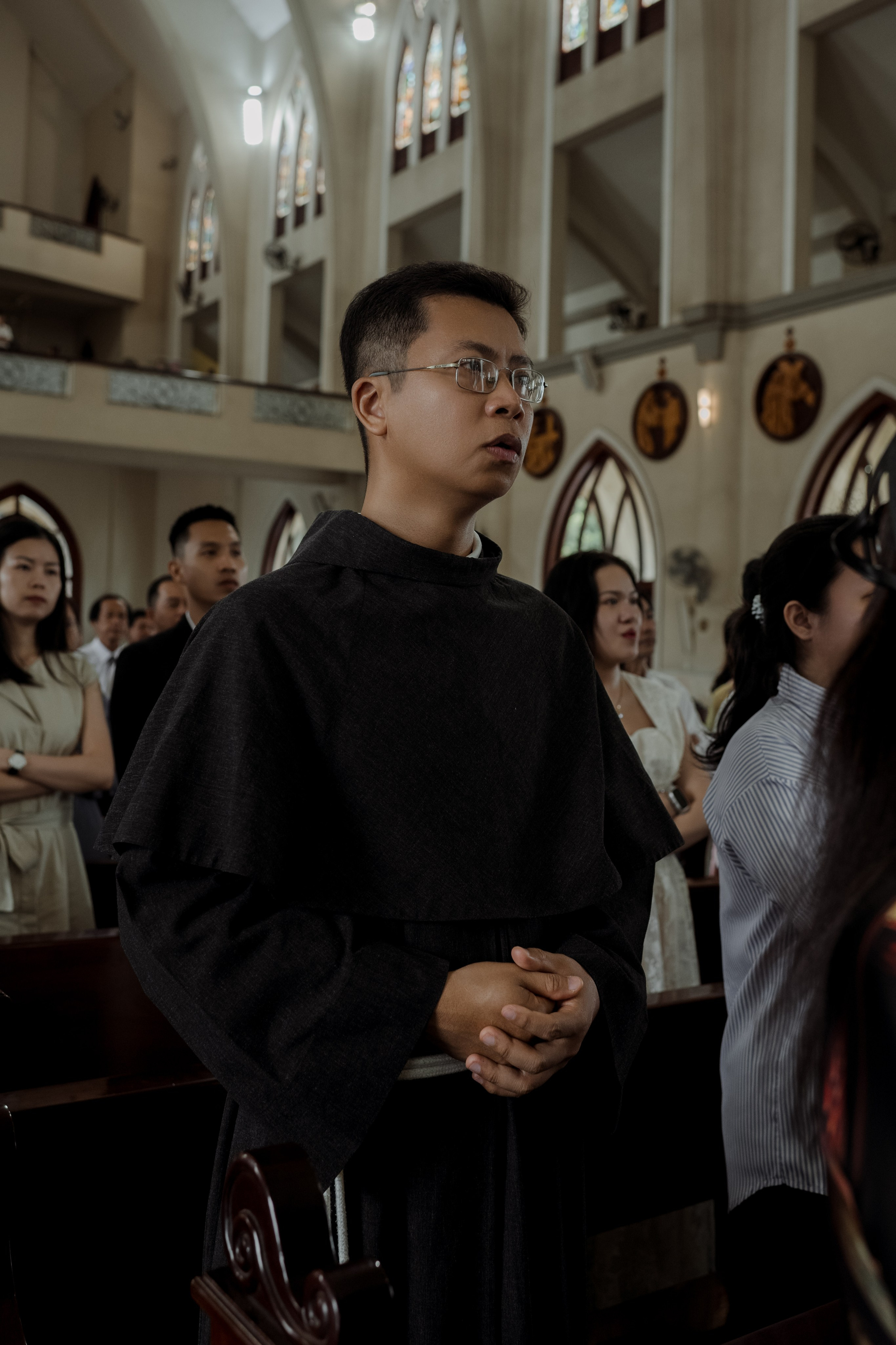 Man + Thu | Photojournalism. BenColor Studio