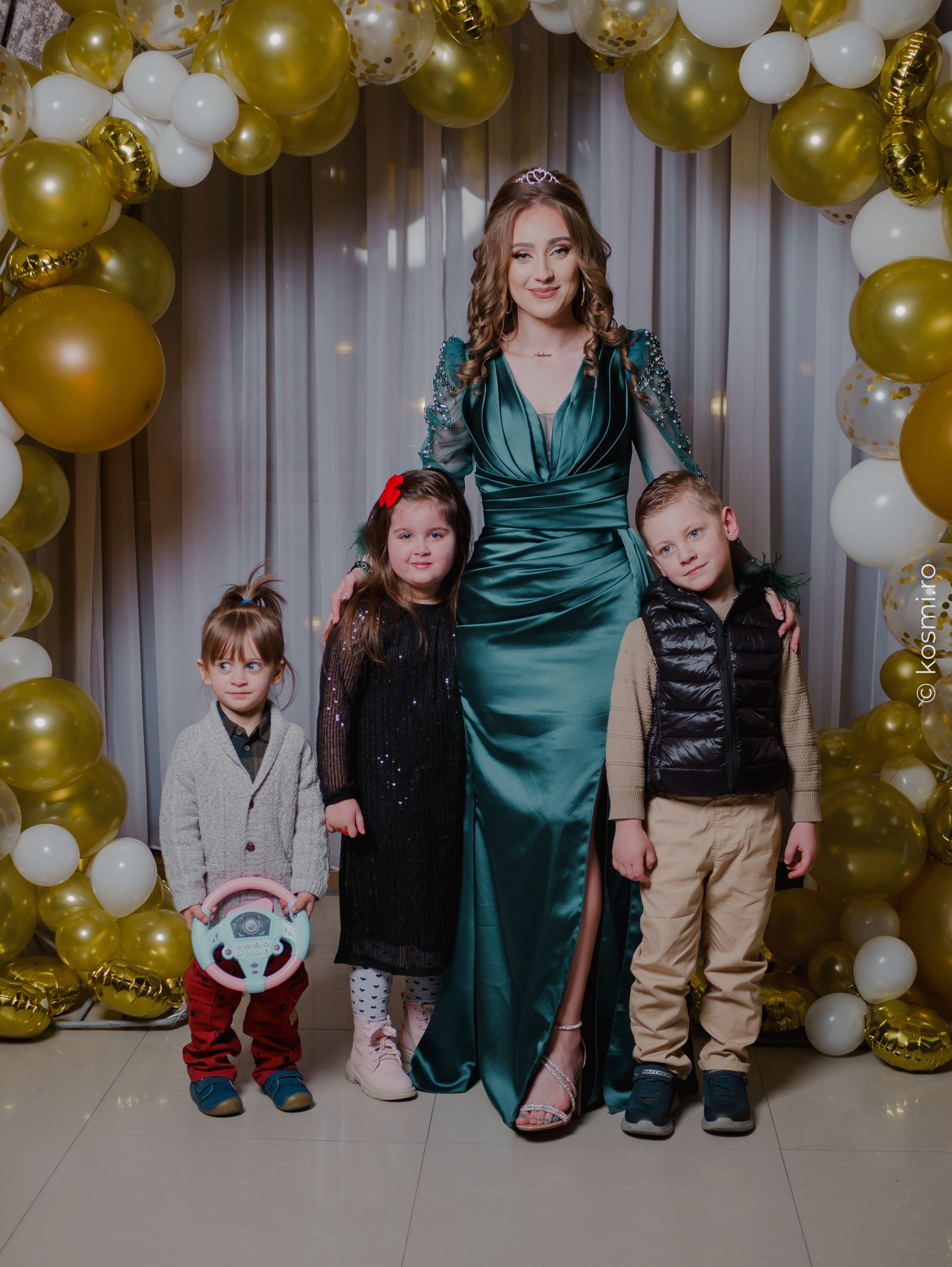 Majorat Andreea. Kosmi