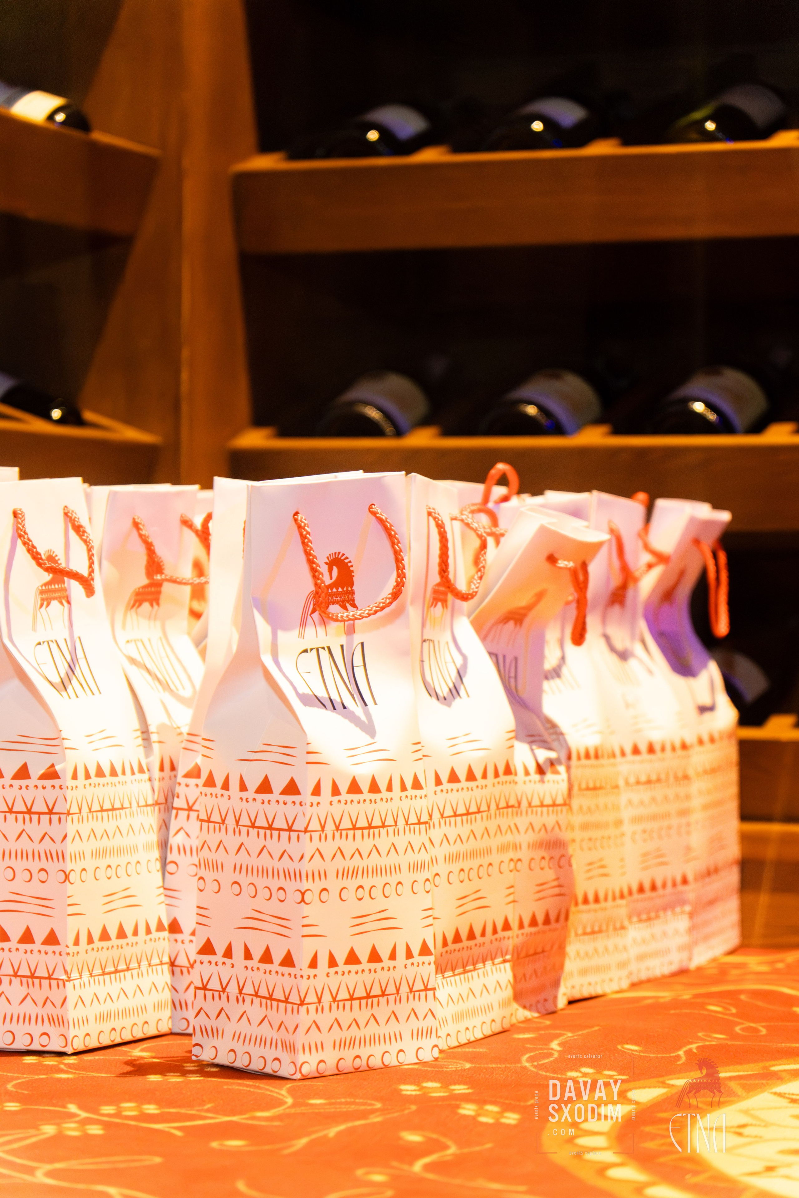 Новогодняя вечеринка | Фоторепортаж | Афиша | DAVAYSXODIM.com PHUKET. АФИША|ФОТОРЕПОРТАЖИ|ИВЕНТЫ|ПХУКЕТ